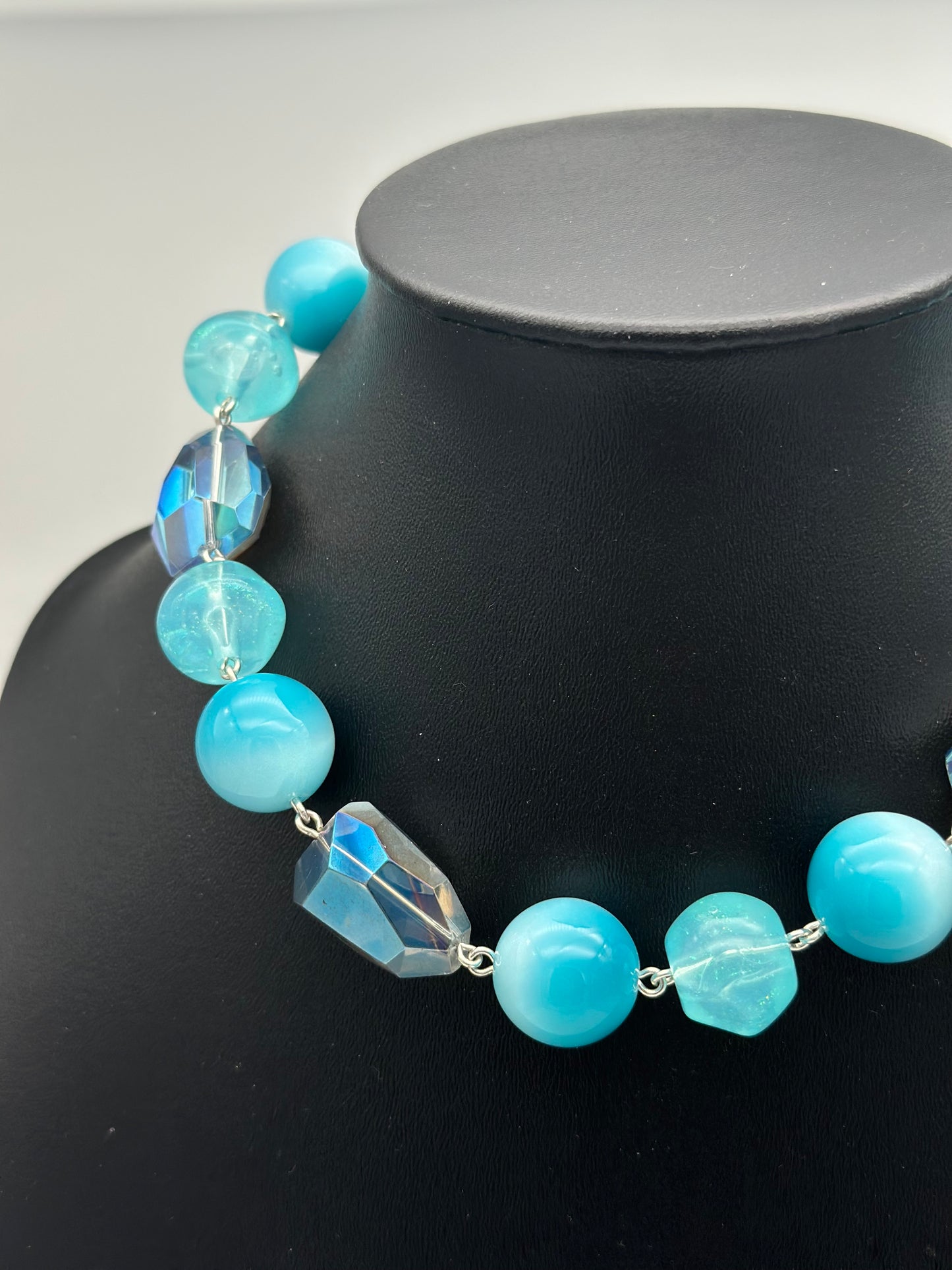Collier perles fantaisie bleu turquoise - Francine BRAMLI