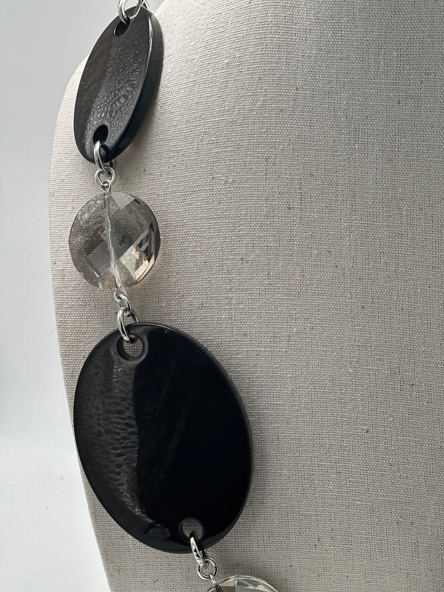 BOUCLES D'OREILLES COLLIER ELEMENTS SCINTILLANTS - Francine BRAMLI