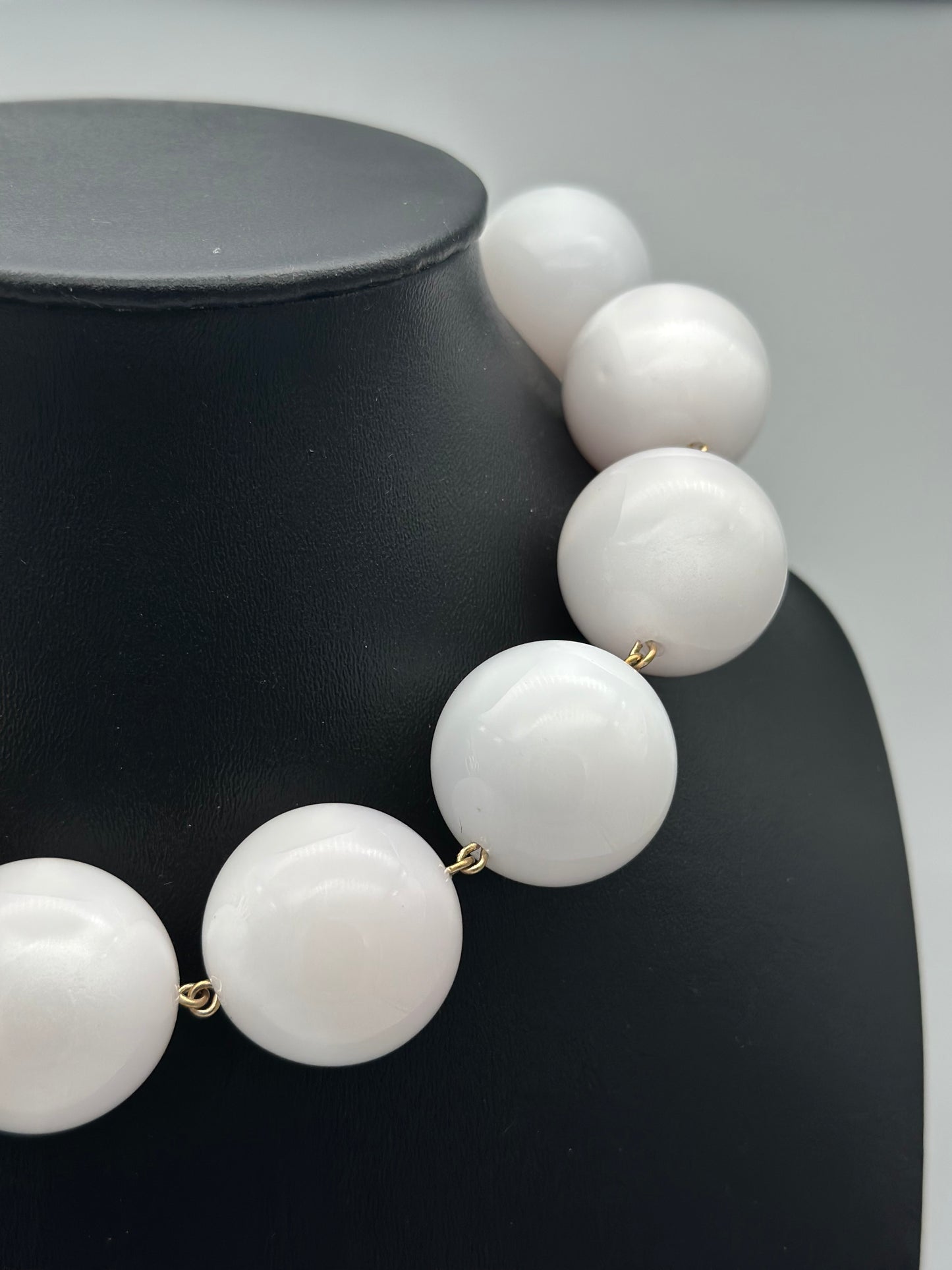 Collier blanc - Francine BRAMLI