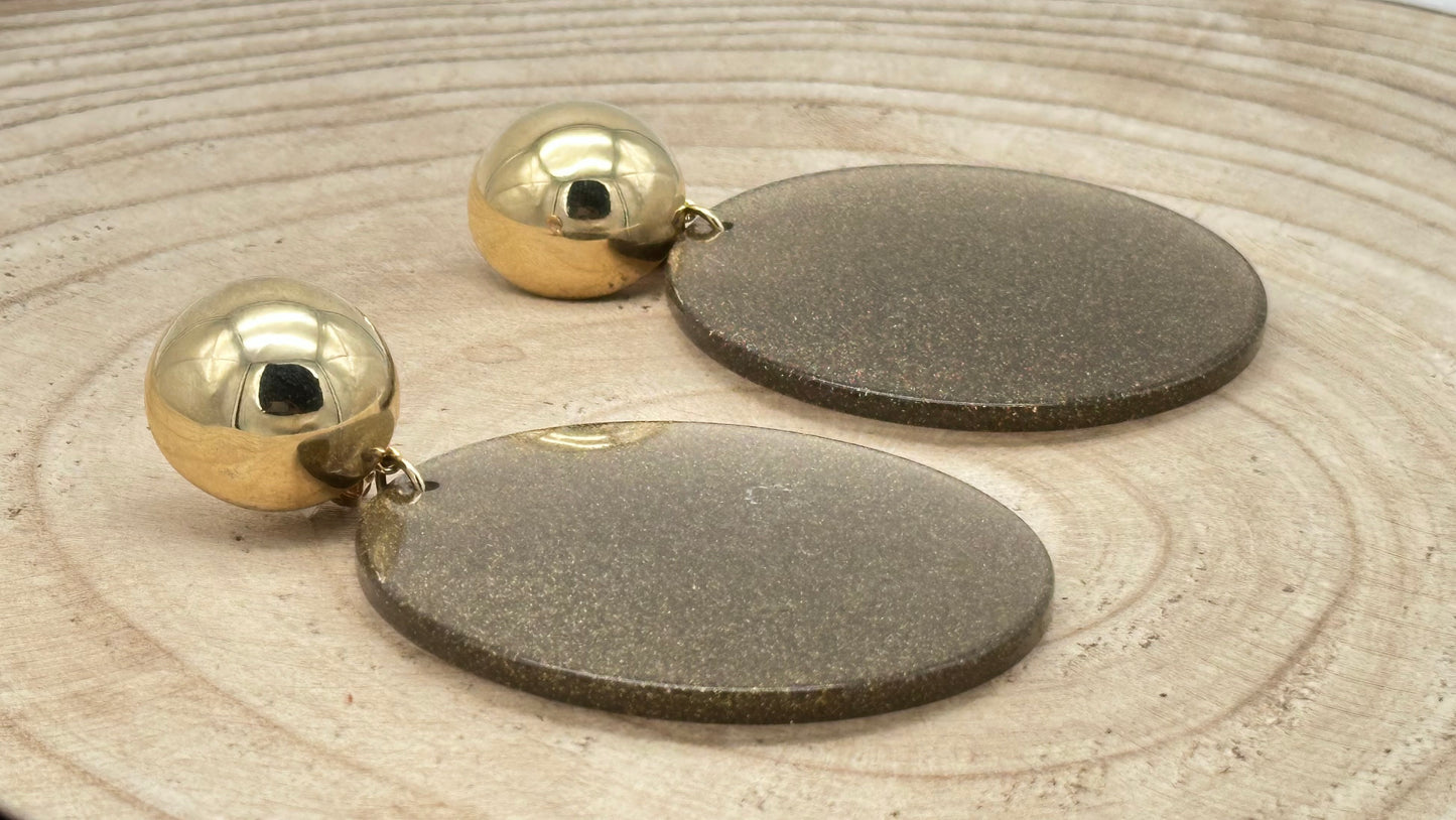 BOUCLES D'OREILLES PLAQUES PAILLETTES DORÉES TRANSLUCIDES- Francine BRAMLI