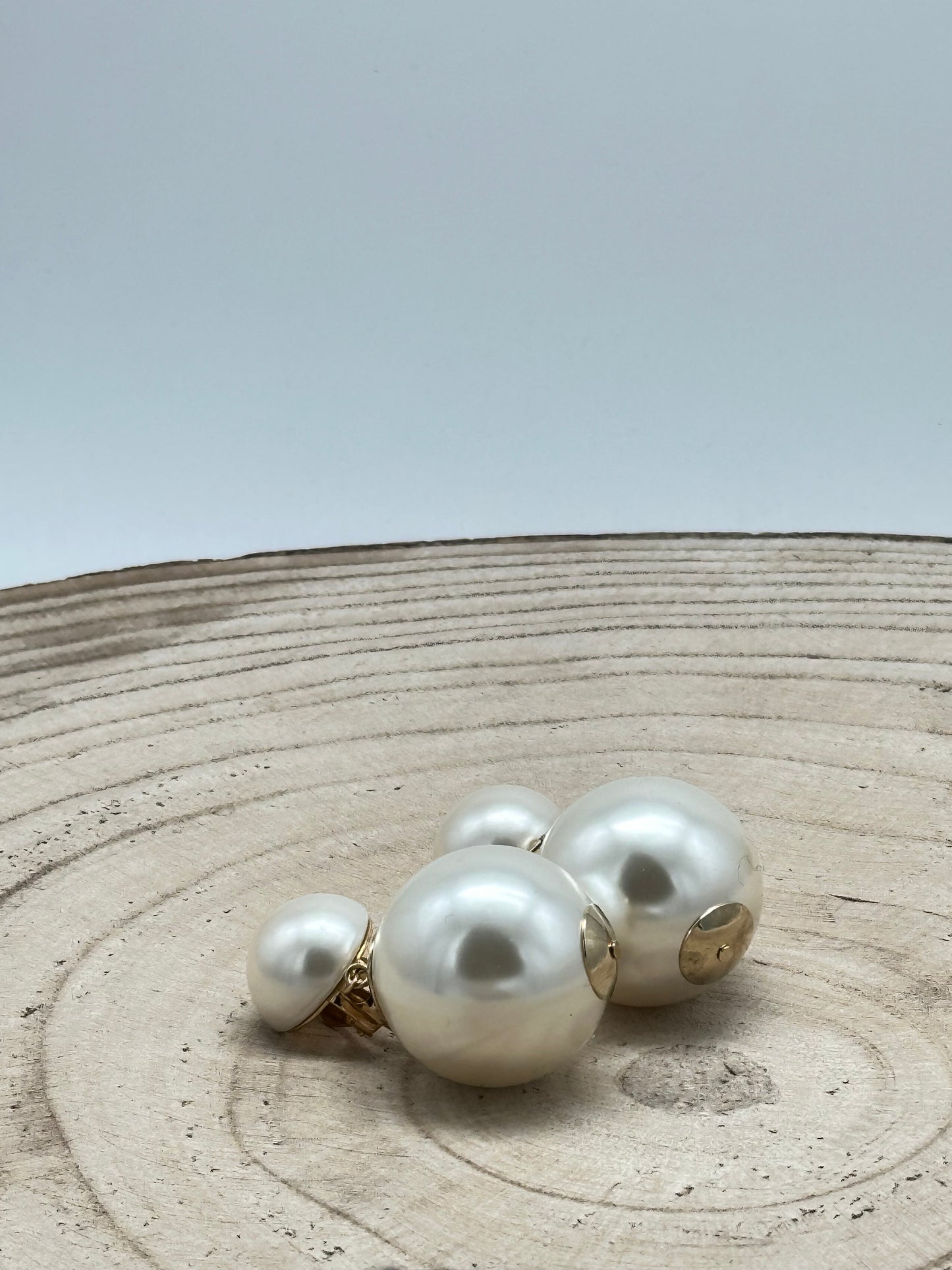 BOUCLES D’OREILLES PERLES D’IMITATION- Francine BRAMLI