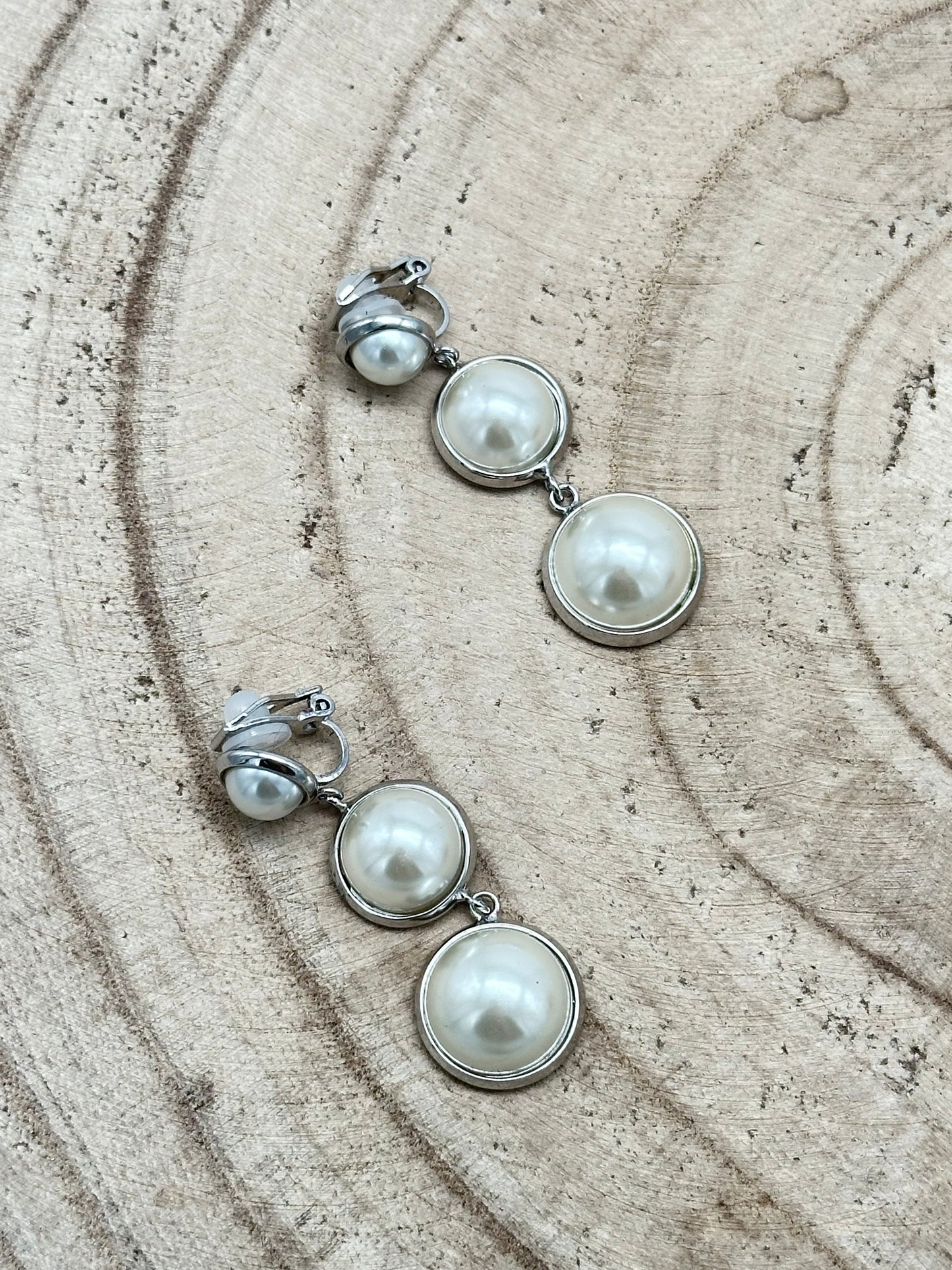 BOUCLES D’OREILLES PERLES D’IMITATION - Francine BRAMLI