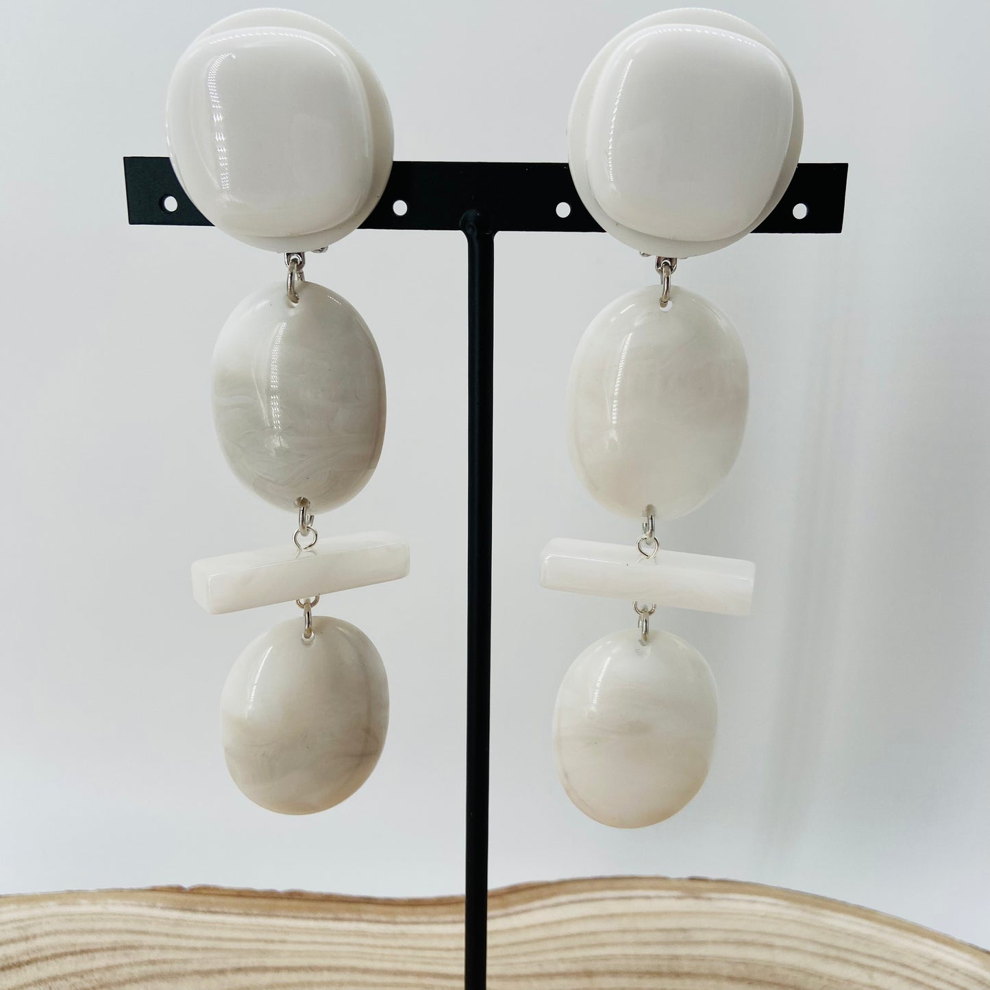 BOUCLES D'OREILLES Longues Danseuses Blanches- Francine BRAMLI