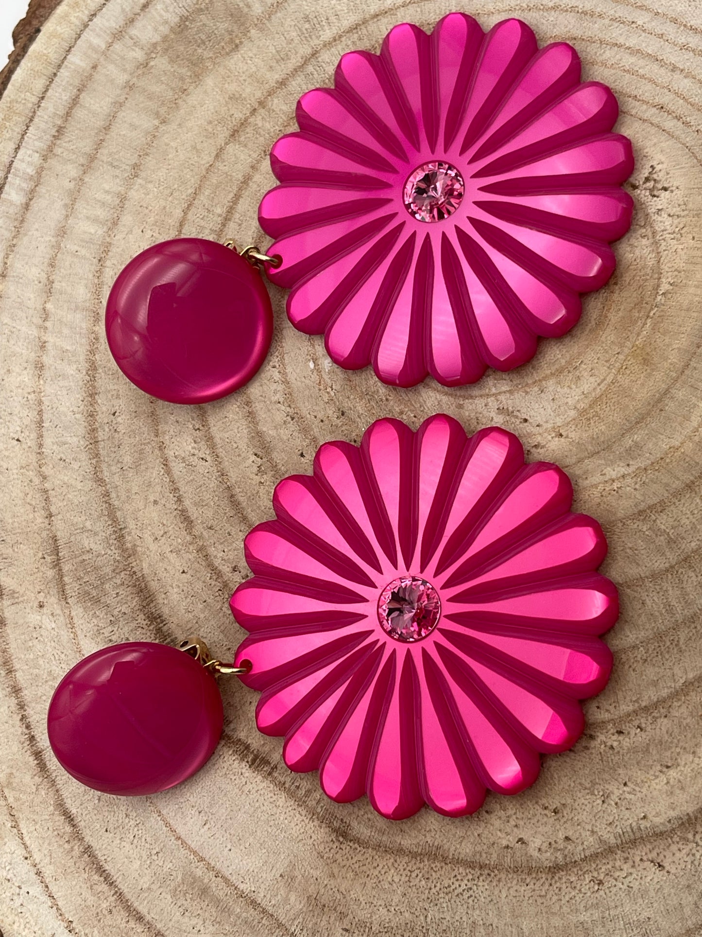 PENSEE Boucles d'oreilles en résine végétale; Francine Bramli