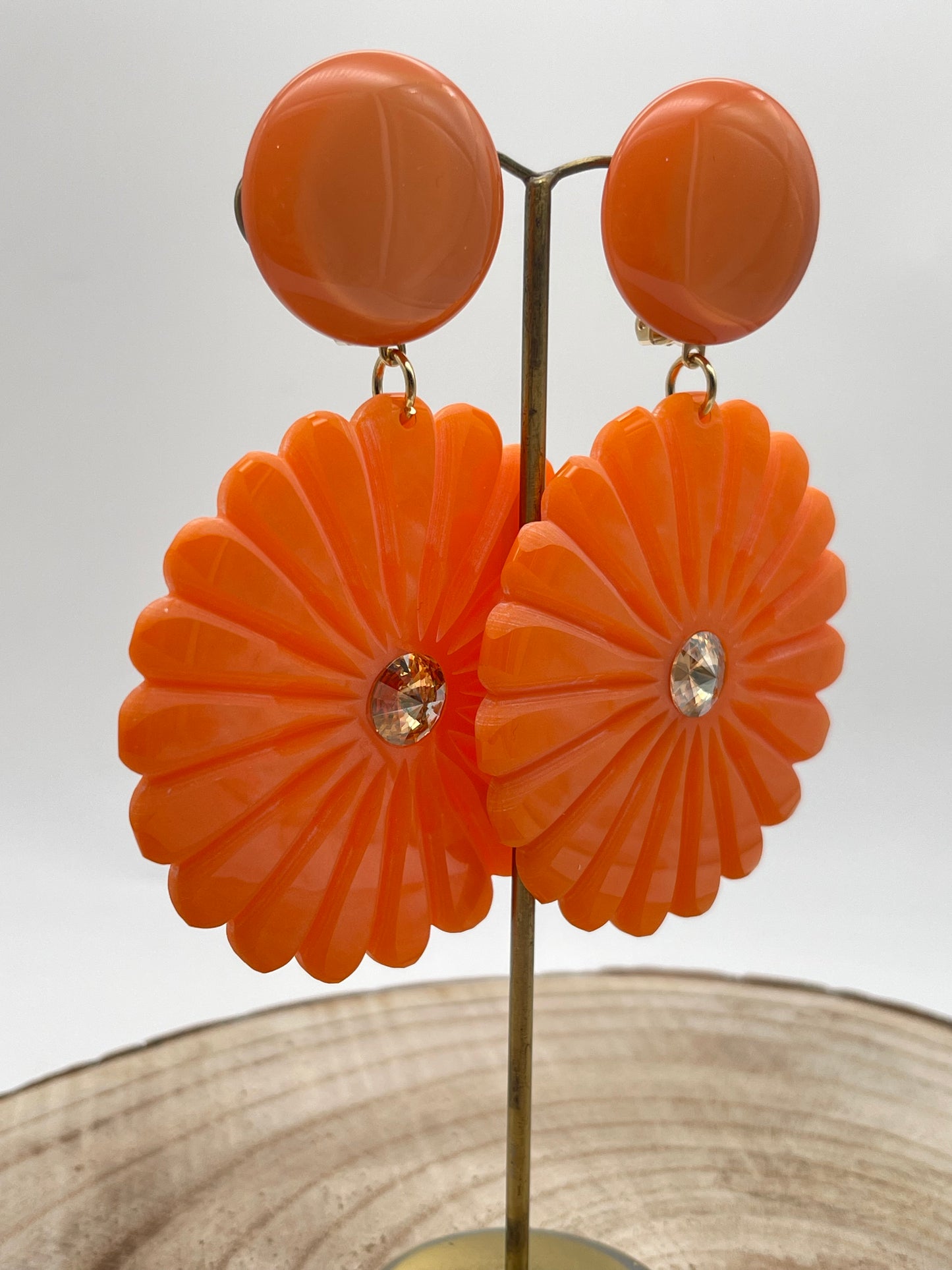 PENSEE Boucles d'oreilles en résine végétale; Francine Bramli