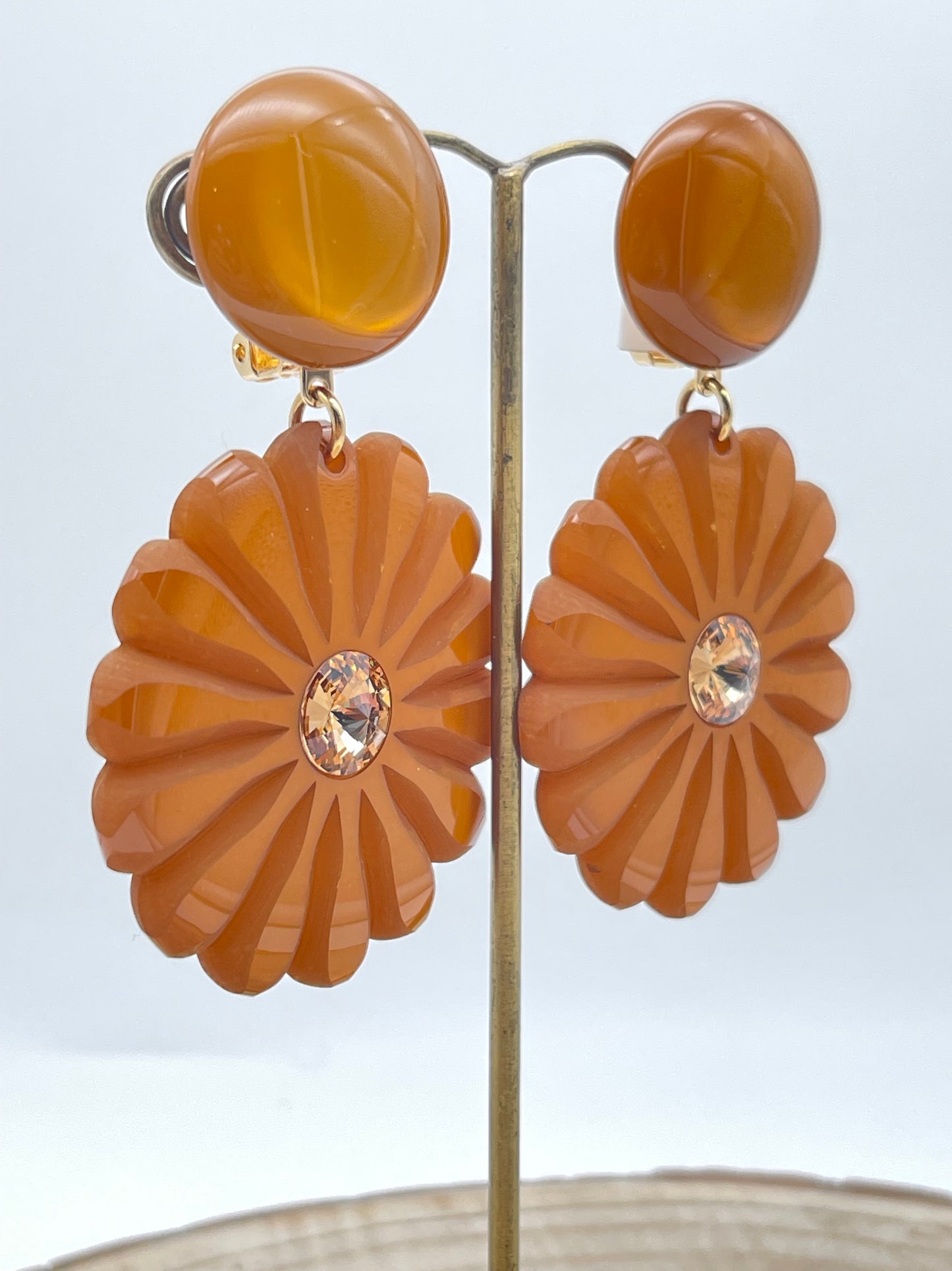 PENSEE Boucles d'oreilles en résine végétale; Francine Bramli