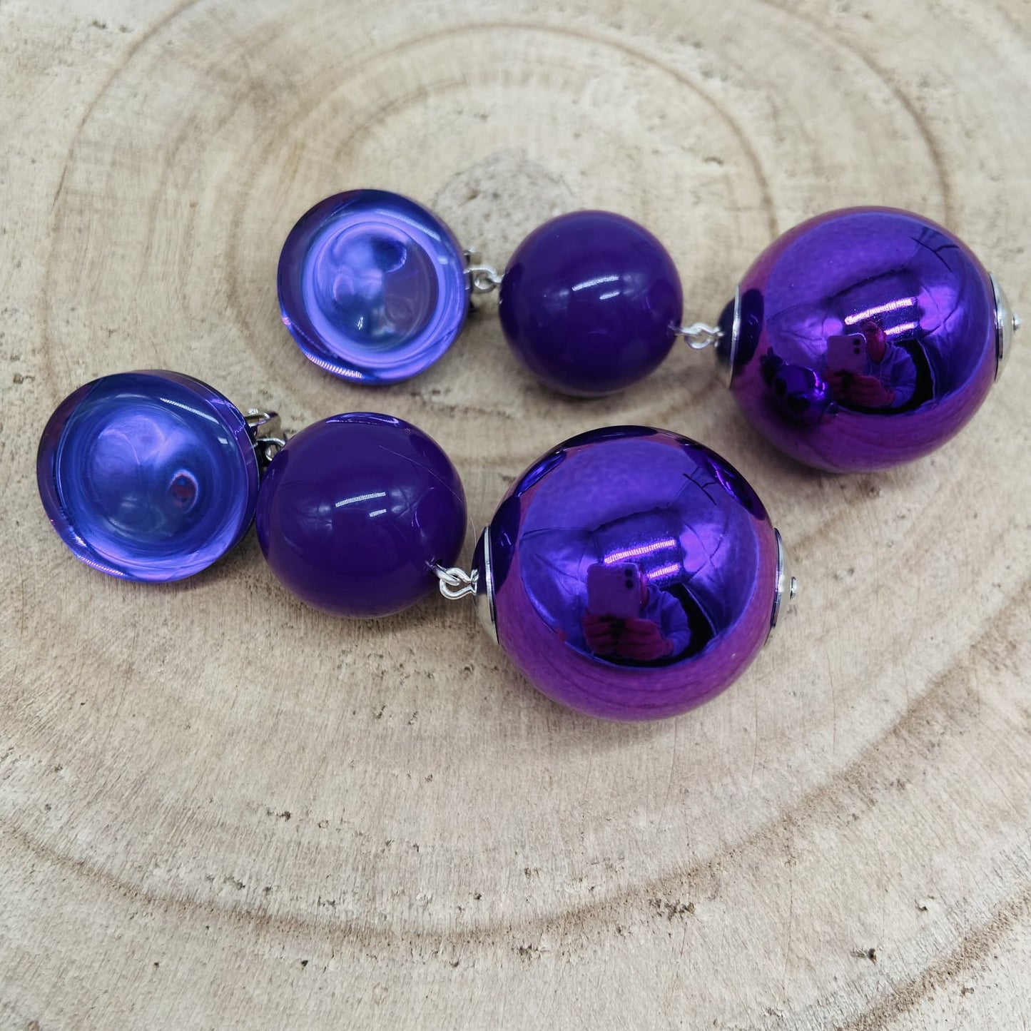 Boucles d'oreilles boules violettes - Francine BRAMLI