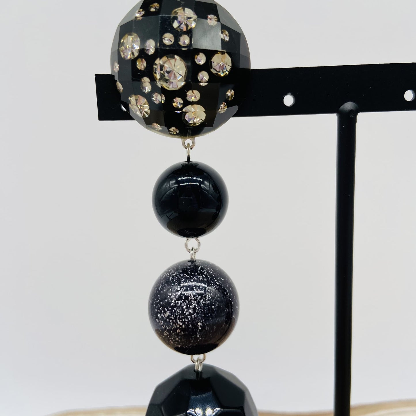 Boucles d'oreilles boules noires et strass - Francine BRAMLI