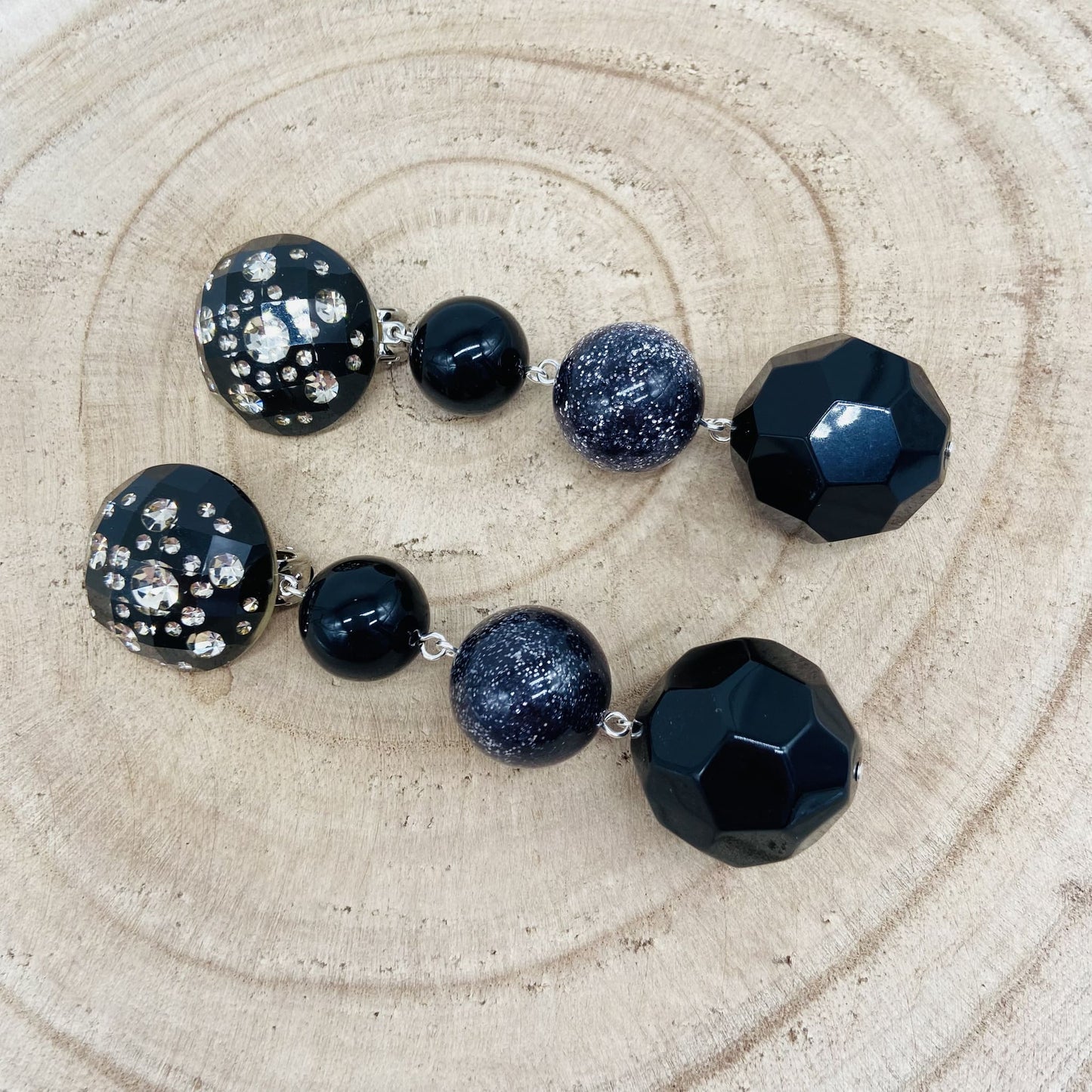 Boucles d'oreilles boules noires et strass - Francine BRAMLI