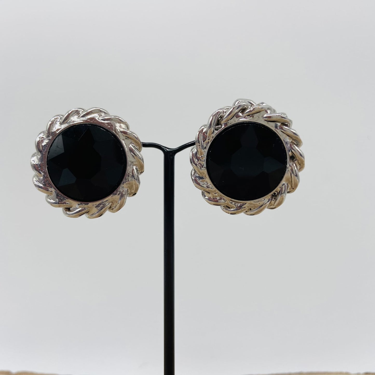Boucles d'oreilles noires et argentées rondes - Francine BRAMLI
