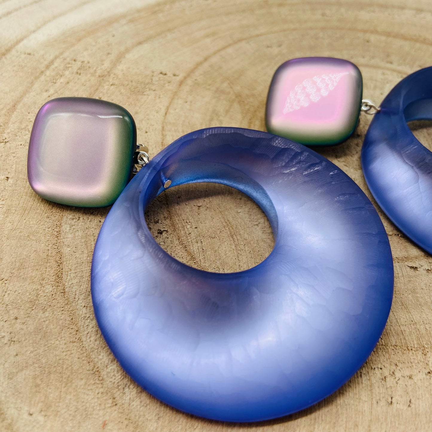 BOUCLES D'OREILLES créoles mauves - Francine BRAMLI