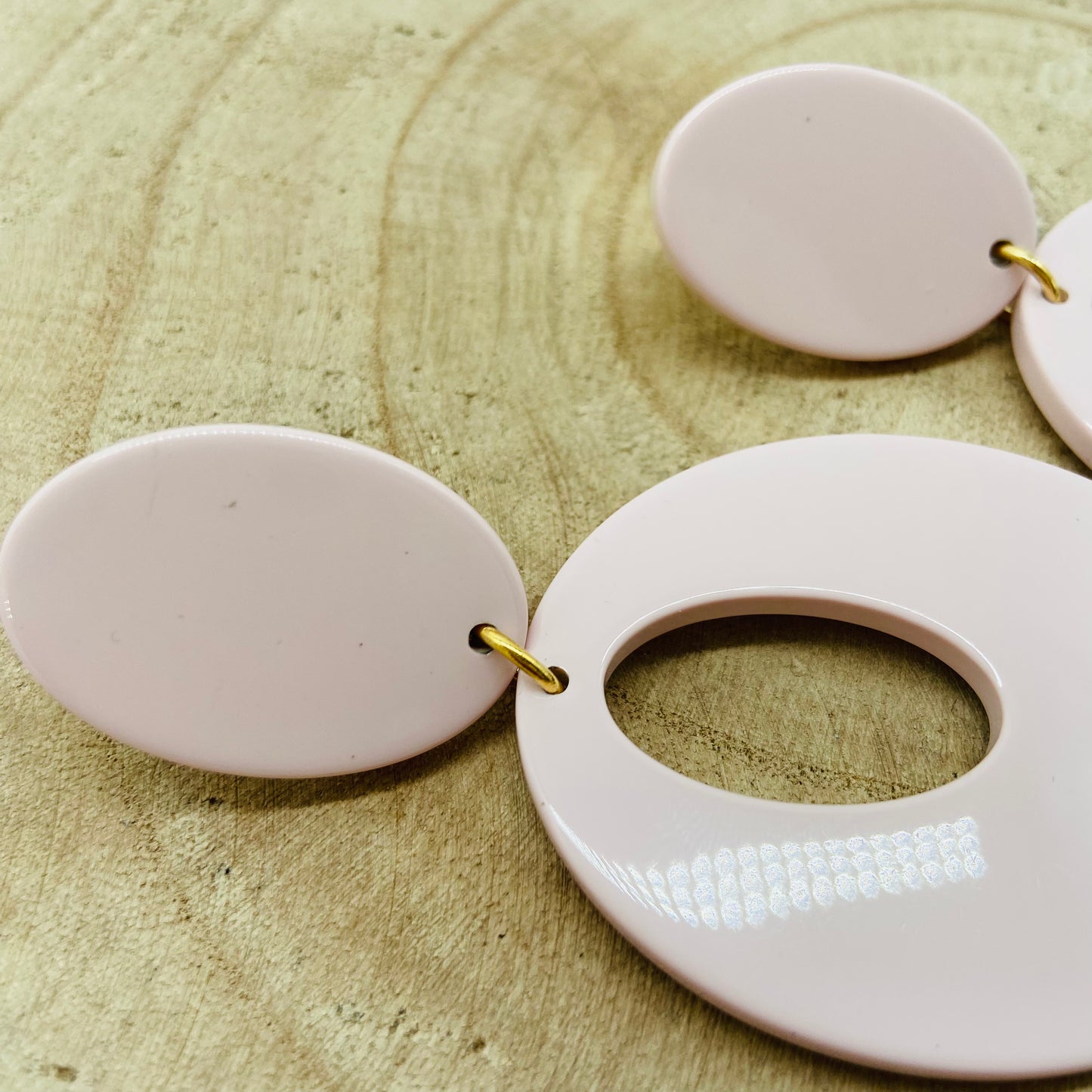 BOUCLES D'OREILLES roses créoles ovales - Francine BRAMLI