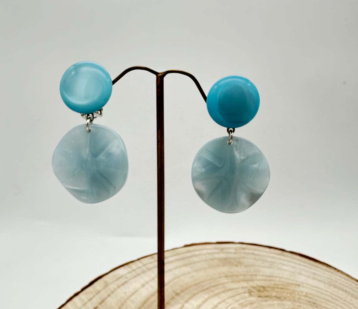 Boucles d'oreilles Vénus XS en résine végétale; Francine BRAMLI