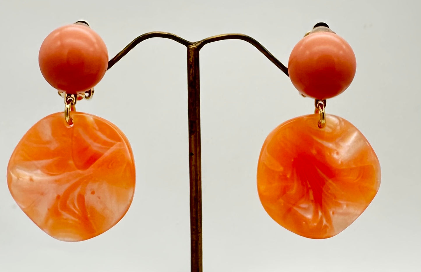Boucles d'oreilles Vénus XS en résine végétale; Francine BRAMLI