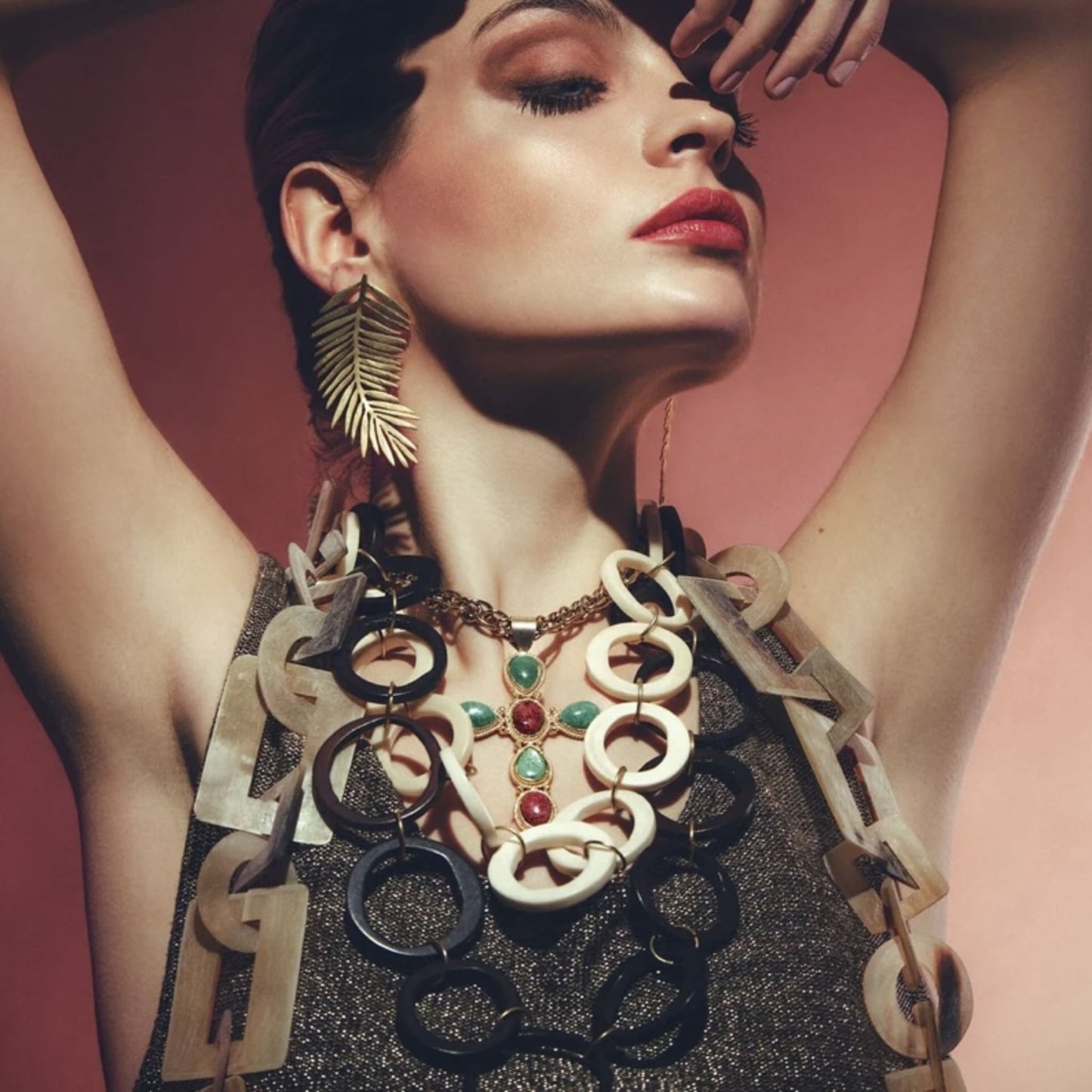 BRASILIA - Collier en bois