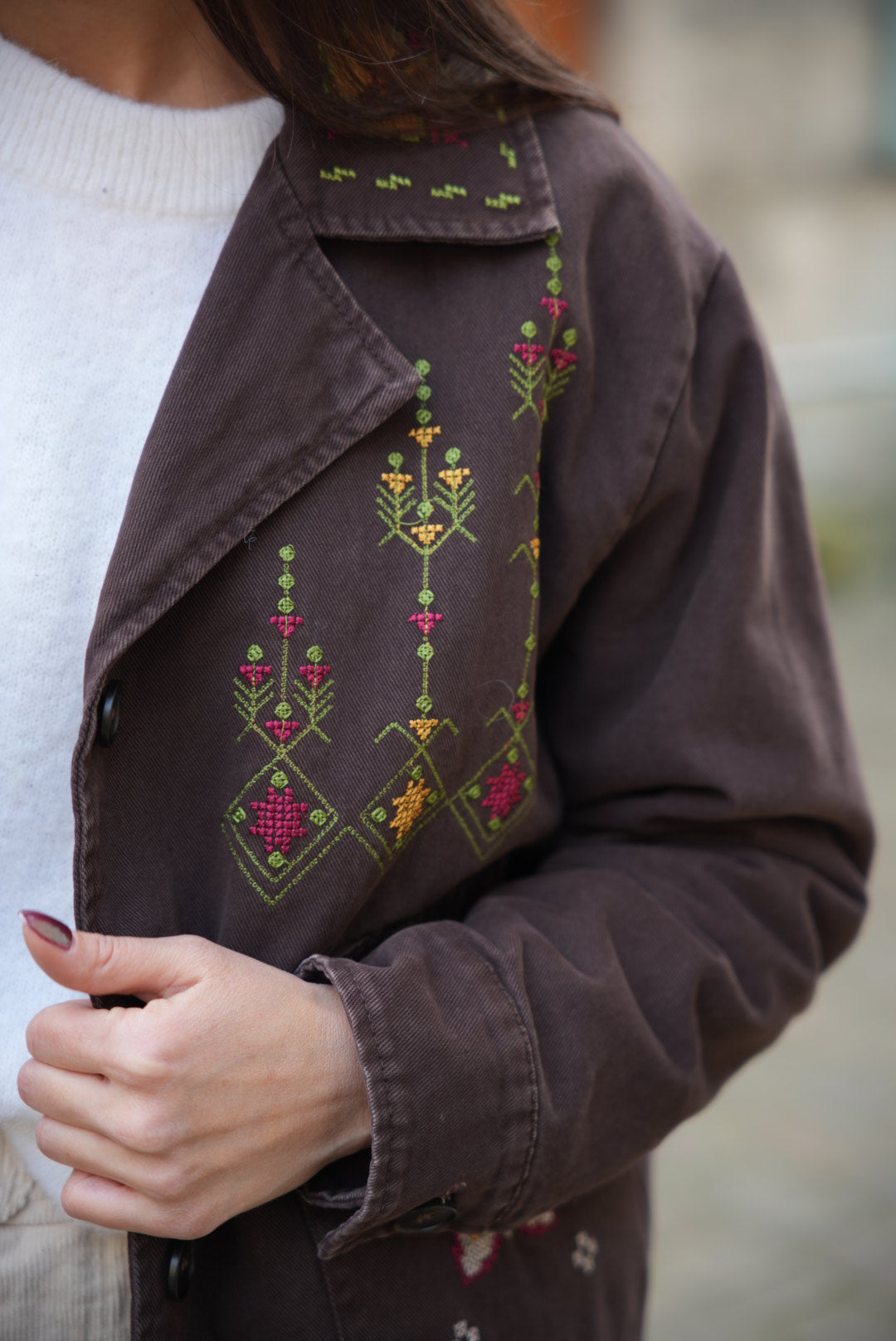 Veste motifs brodés