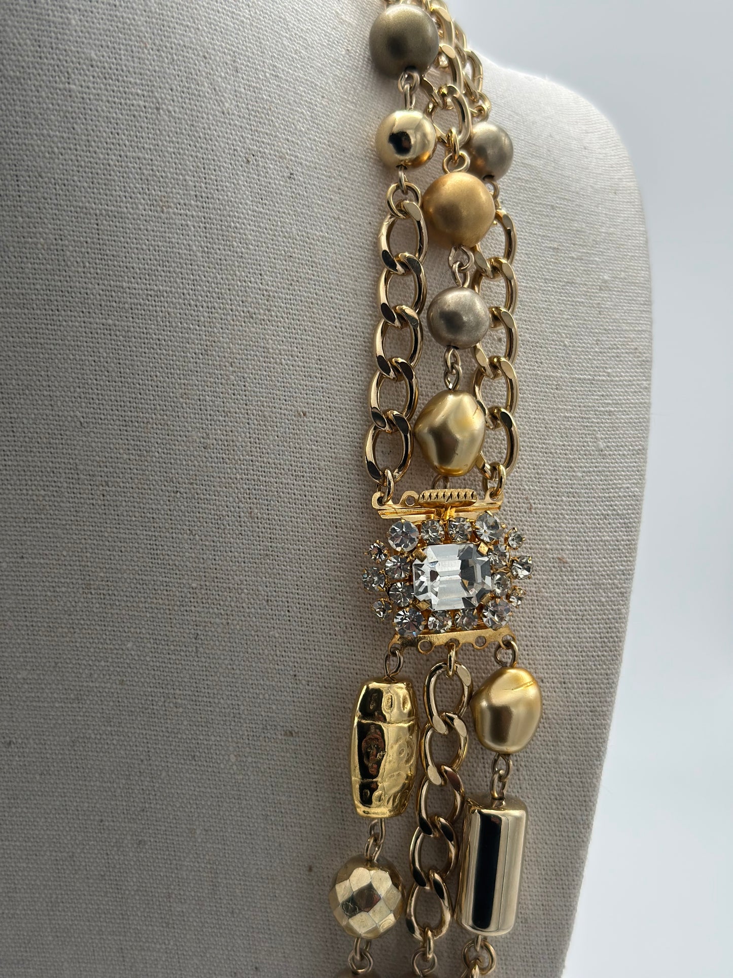 BOUCLES D'OREILLES COLLIER / SAUTOIR DORÉ - Francine BRAMLI