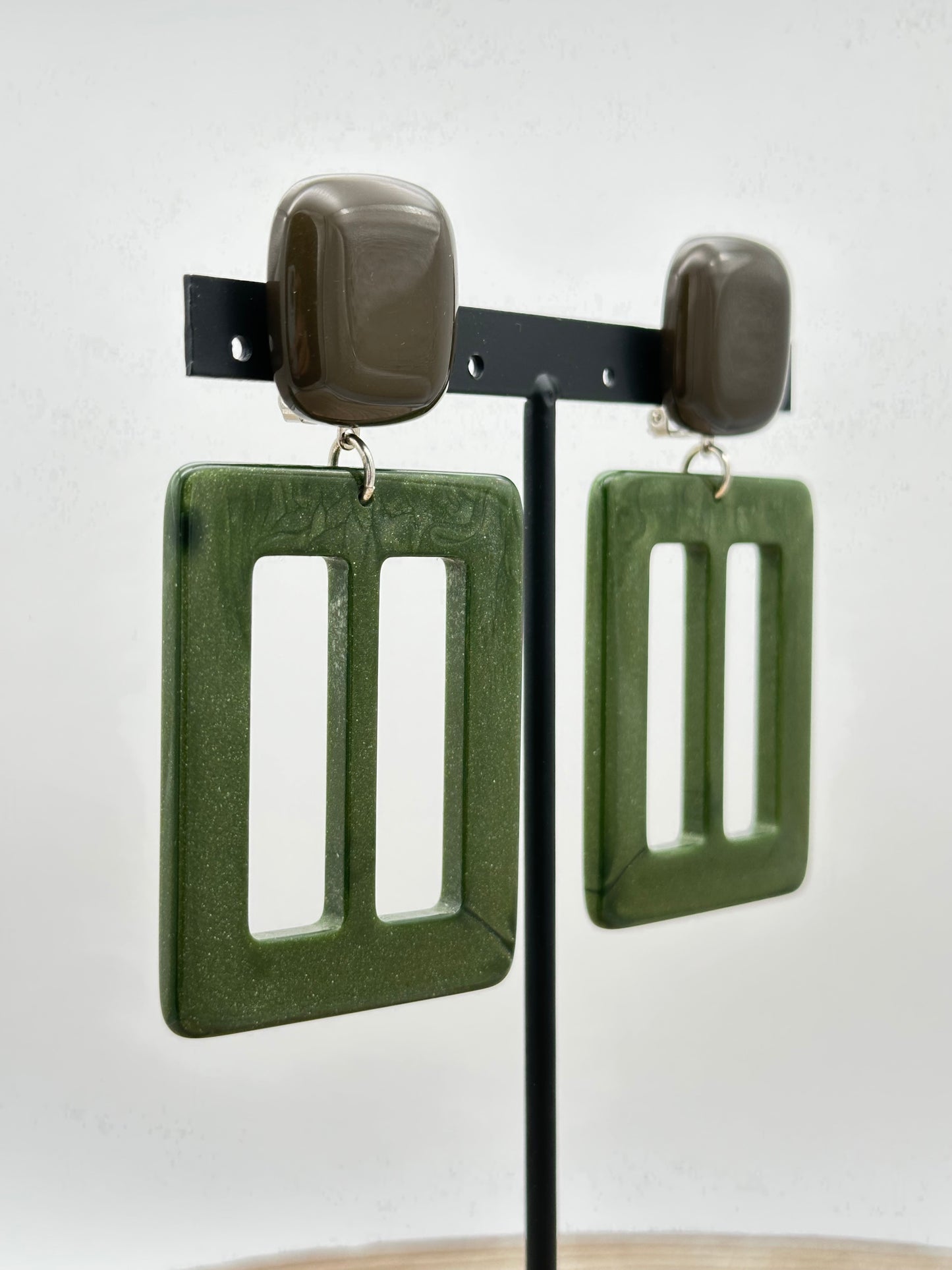 BOUCLES D’OREILLES CEINTURES - Francine BRAPLI