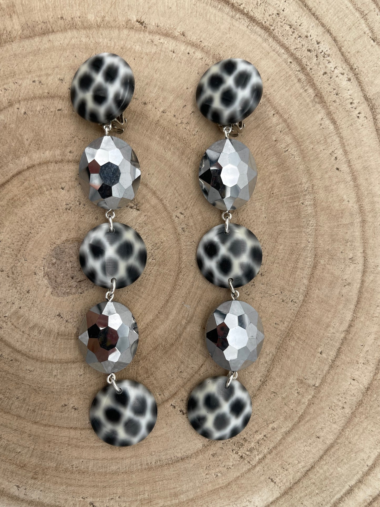 BOUCLES D’OREILLES ÉLÉMENTS SCINTILLANTS / MOTIF LÉOPARD - Francine BRAMLI