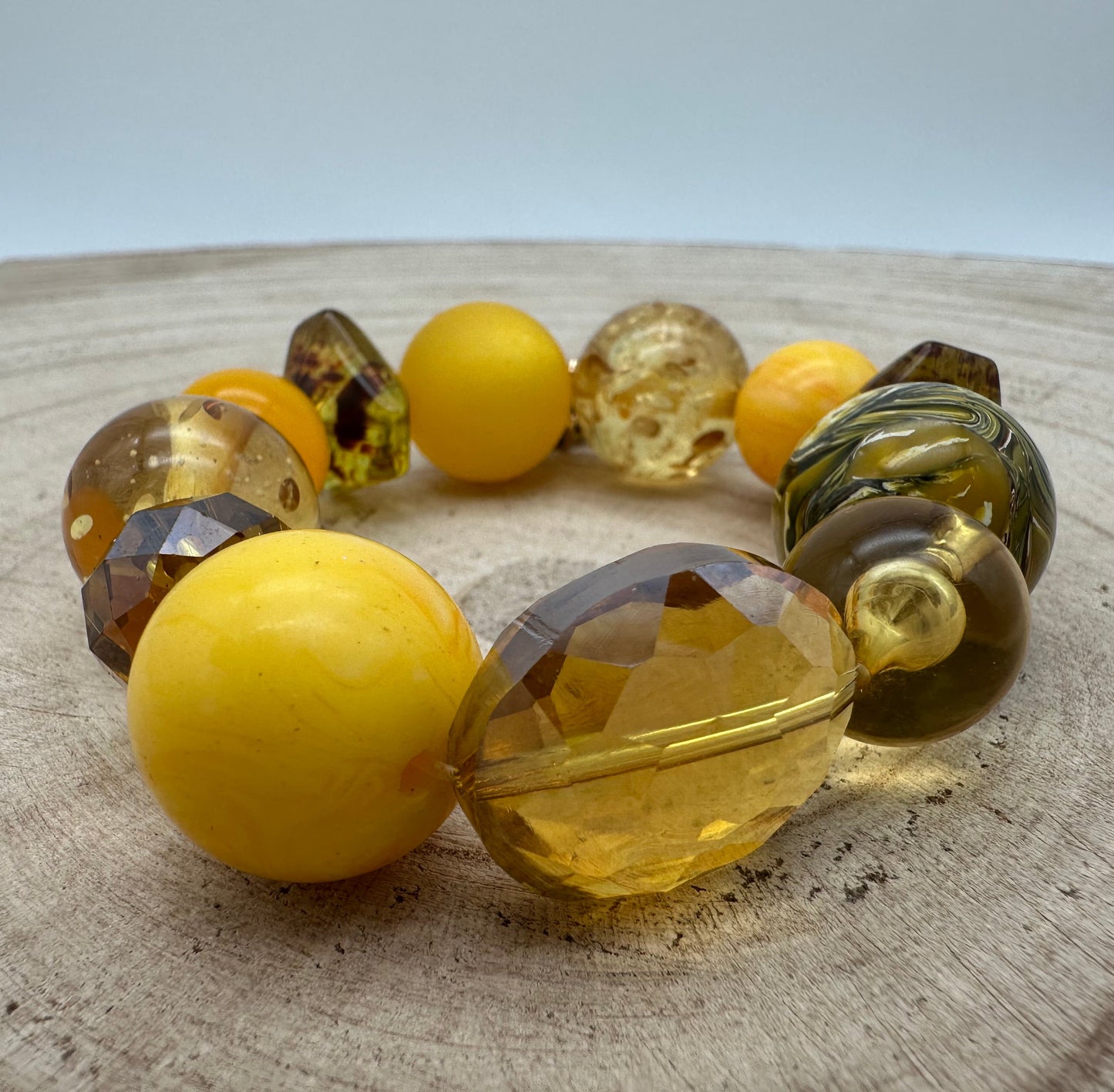 BRACELET ÉLASTIQUE PERLES FANTAISIE / ÉLÉMENTS SCINTILLANTS - Francine BRAMLI