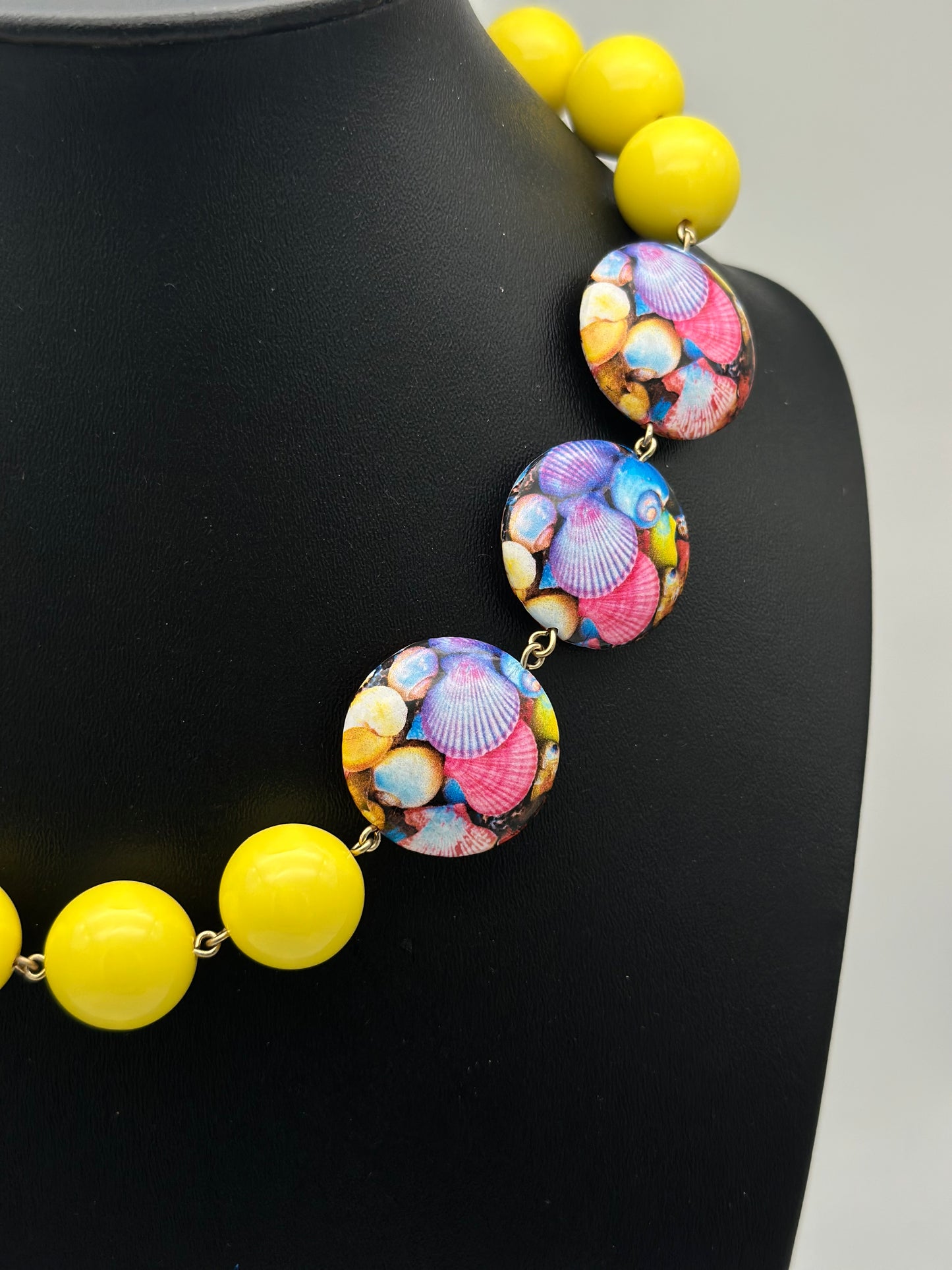 Collier jaune - Francine BRAMLI