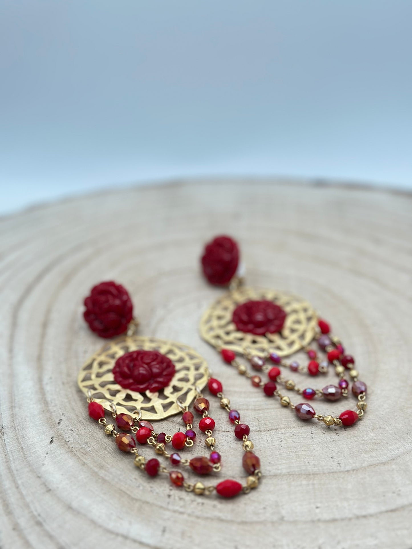 Boucles d’oreilles pampilles et camélia- Francine BRAMLI