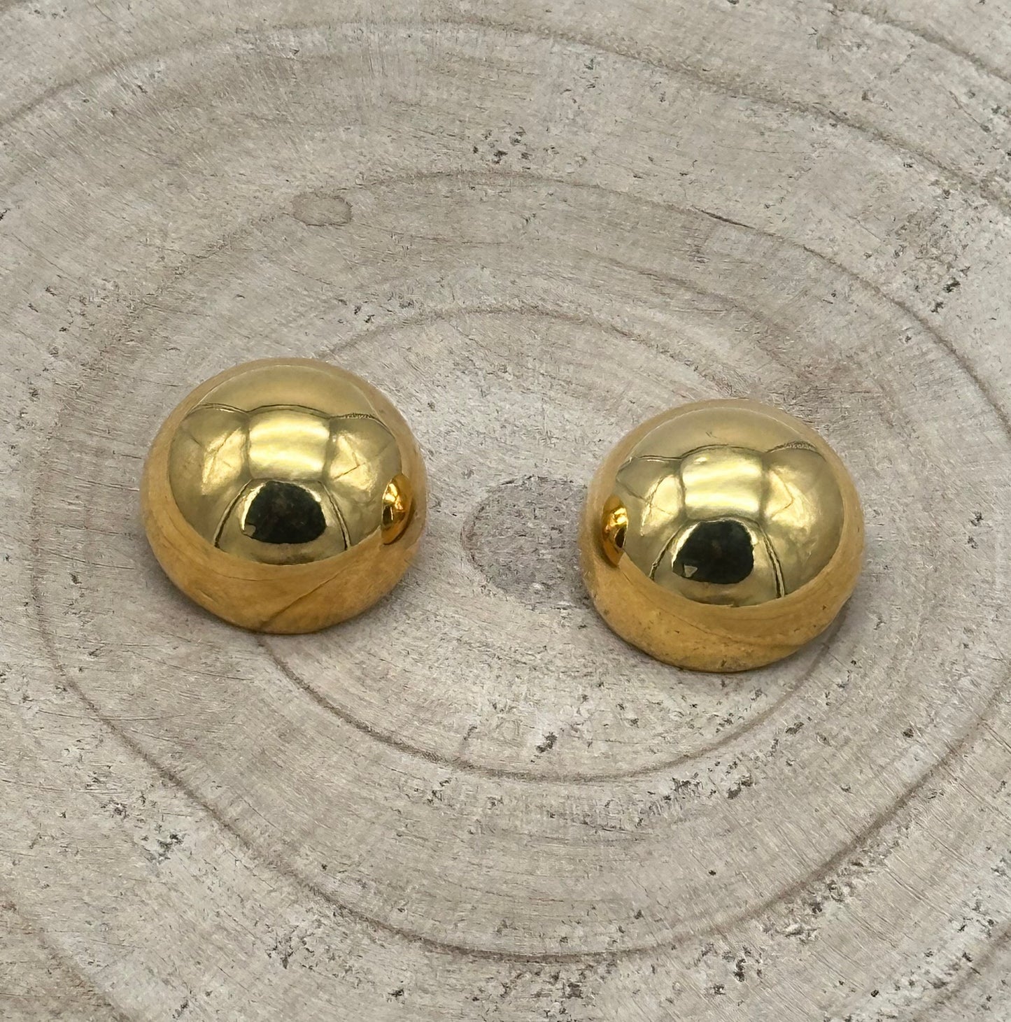 BOUCLES D'OREILLES CABOUCLES D'OREILLESCHONS DORÉS - Francine BRAMLI