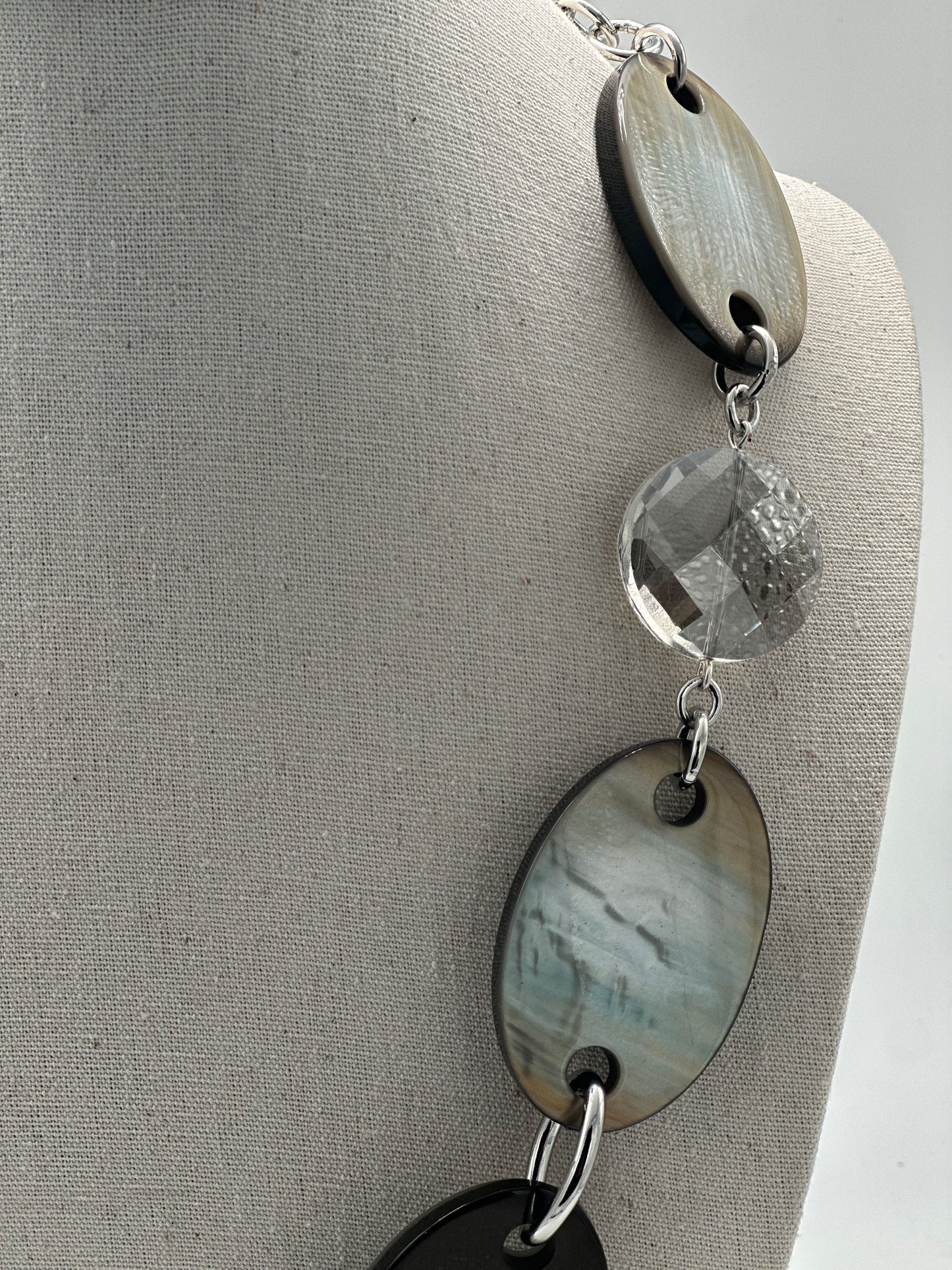 BOUCLES D'OREILLES COLLIER ELEMENTS SCINTILLANTS - Francine BRAMLI