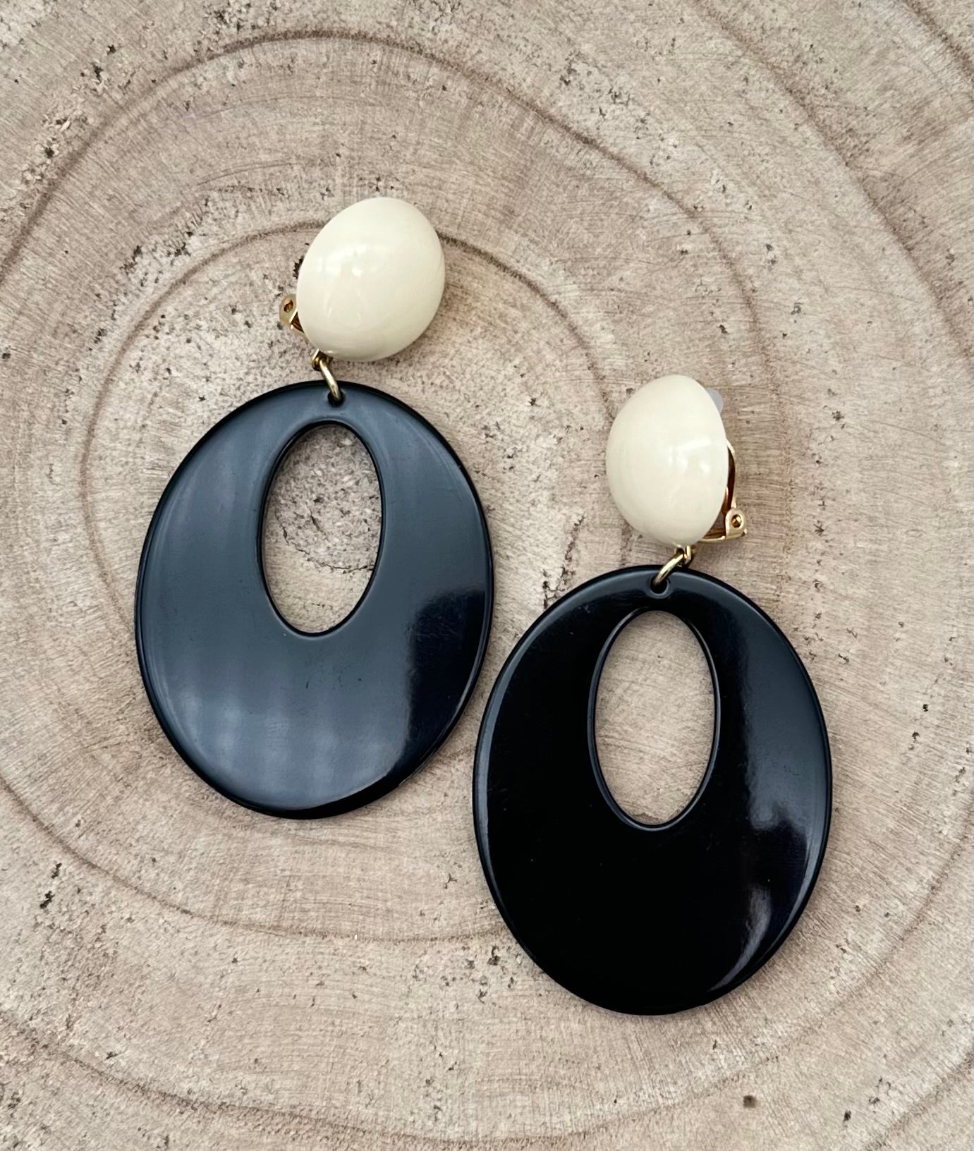 BOUCLES D'OREILLES NOIRE - Francine BRAMLI