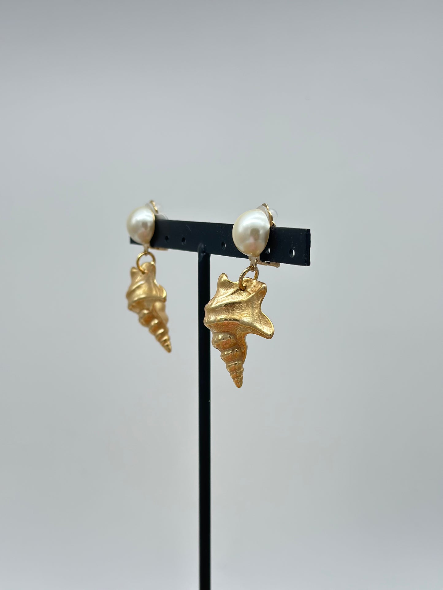 Boucles d’oreilles coquillage - Francine BRAMLI
