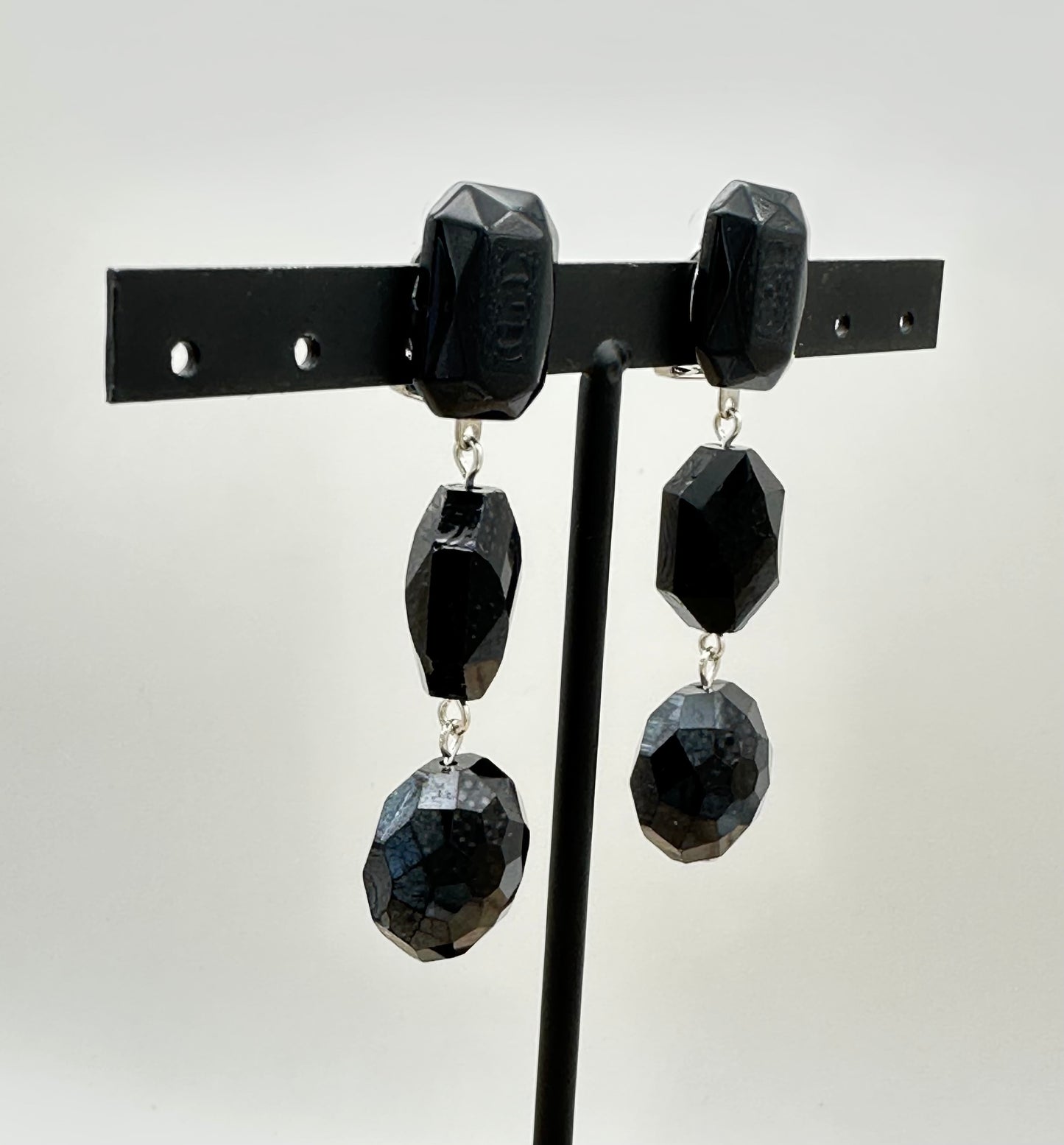 BOUCLES D’OREILLES ÉLÉMENTS SCINTILLANTS - Francine BRAMLI