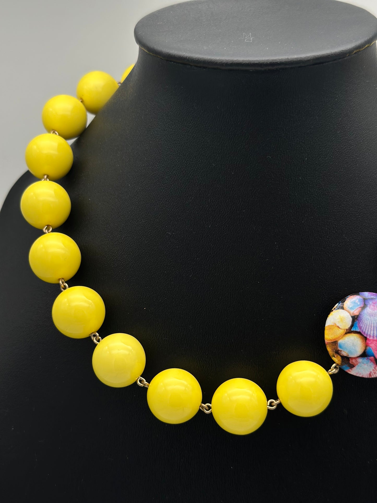 Collier jaune - Francine BRAMLI