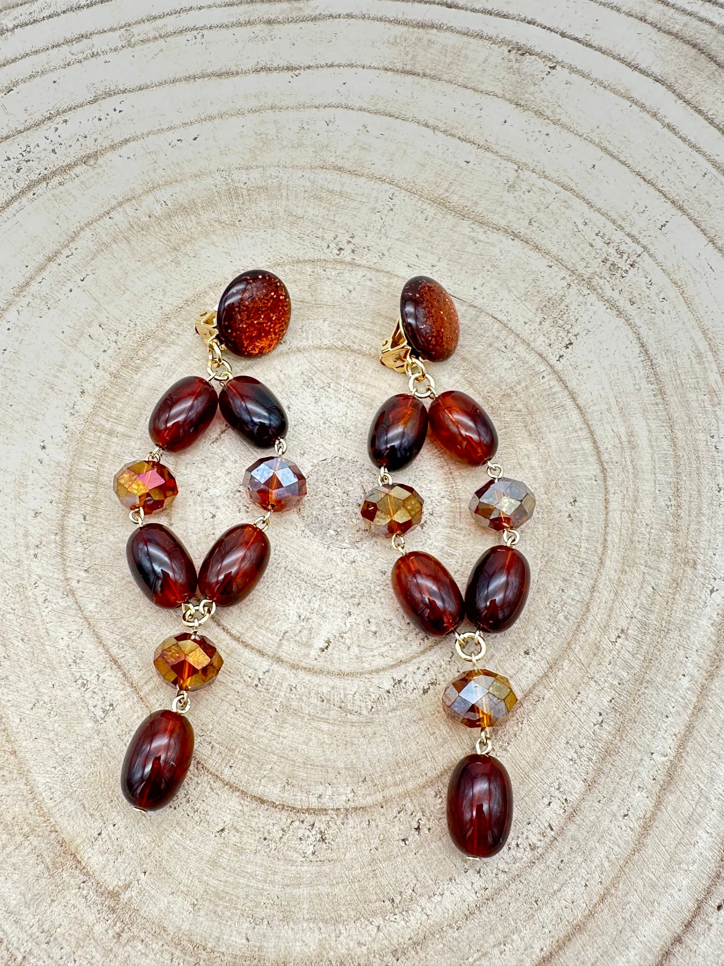 BOUCLES D’OREILLES PERLES FANTAISIE / ÉLÉMENTS SCINTILLANTS - Francine BRAMLI