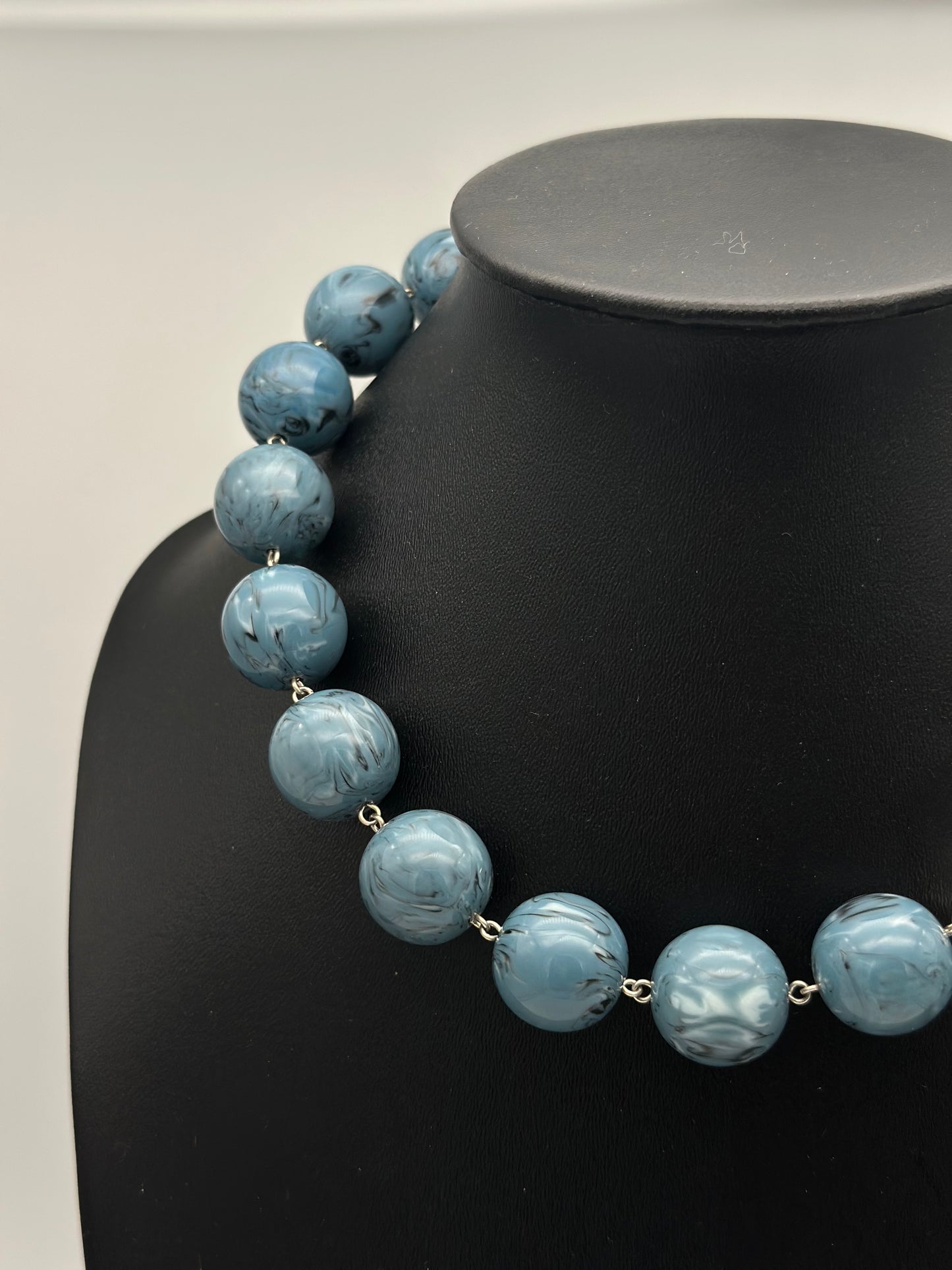 Collier perles fantaisie bleu gris -  Francine BRAMLI