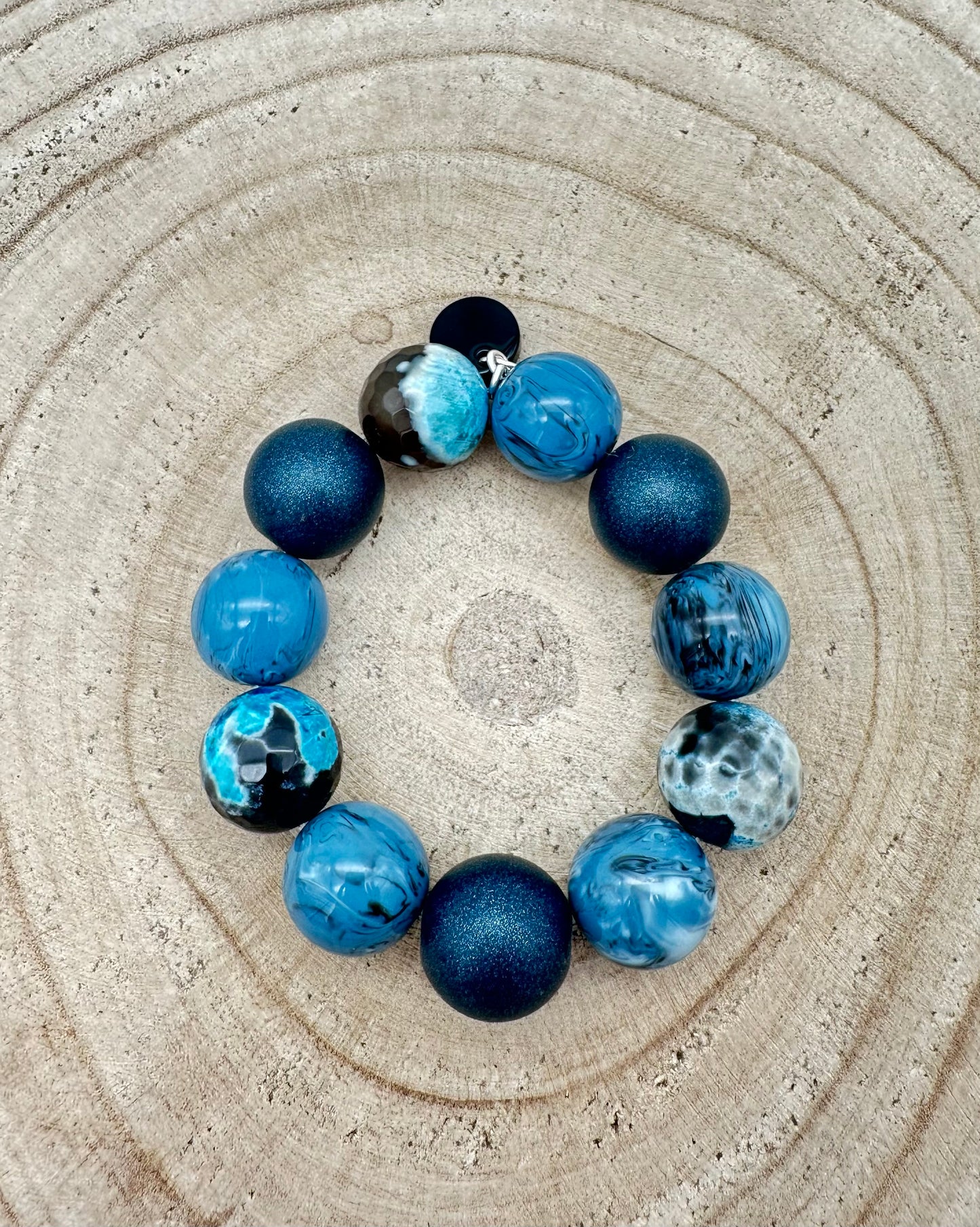 BRACELET ÉLASTIQUE PERLES FANTAISIE / ÉLÉMENTS SCINTILLANTS - Francine BRAMLI