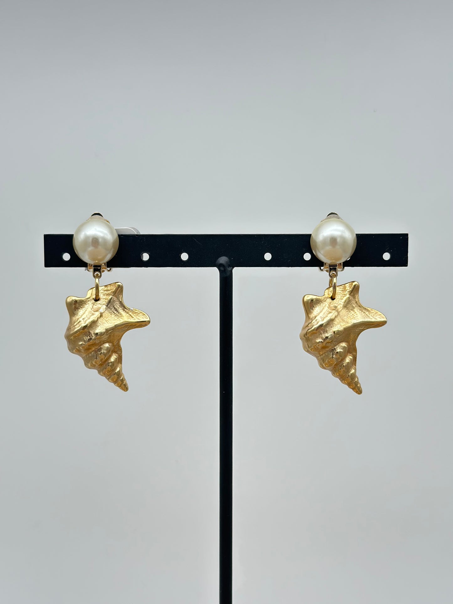 Boucles d’oreilles coquillage - Francine BRAMLI