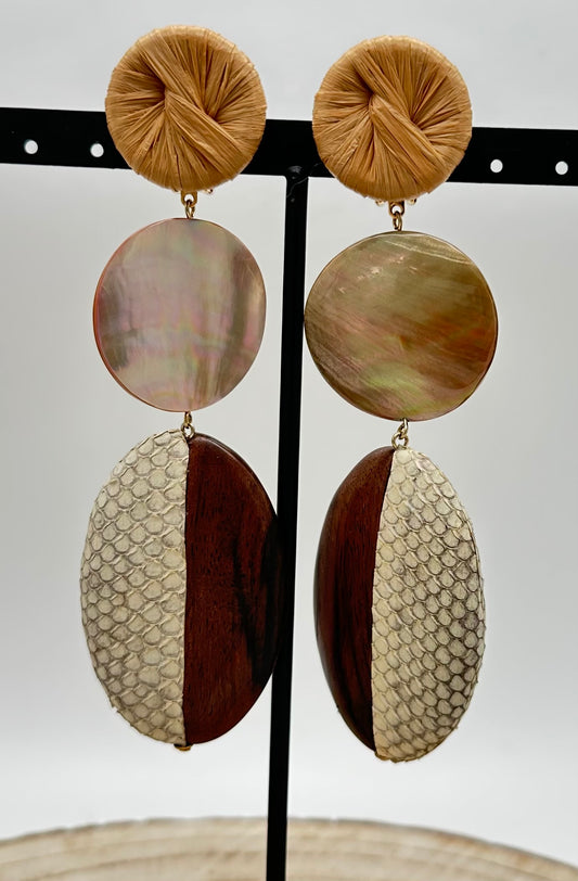 BOUCLES D'OREILLES en BOUCLES D'OREILLESIS- Francine BRAMLI