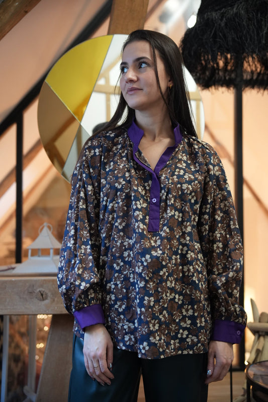 Chemisier col violet