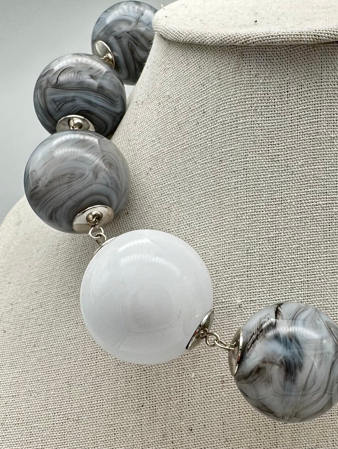 COLLIER PERLES - Francine BRAMLI