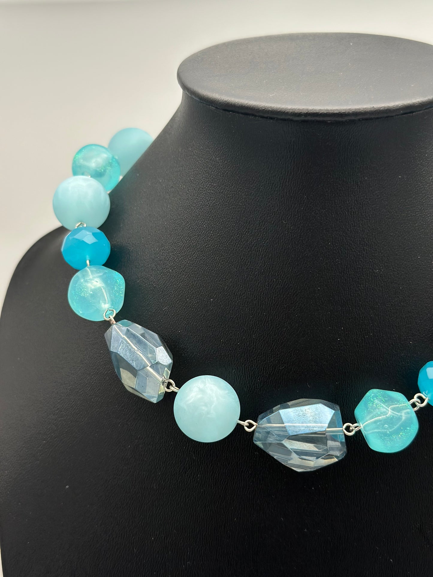 Collier perles fantaisie bleu turquoise -  Francine BRAMLI