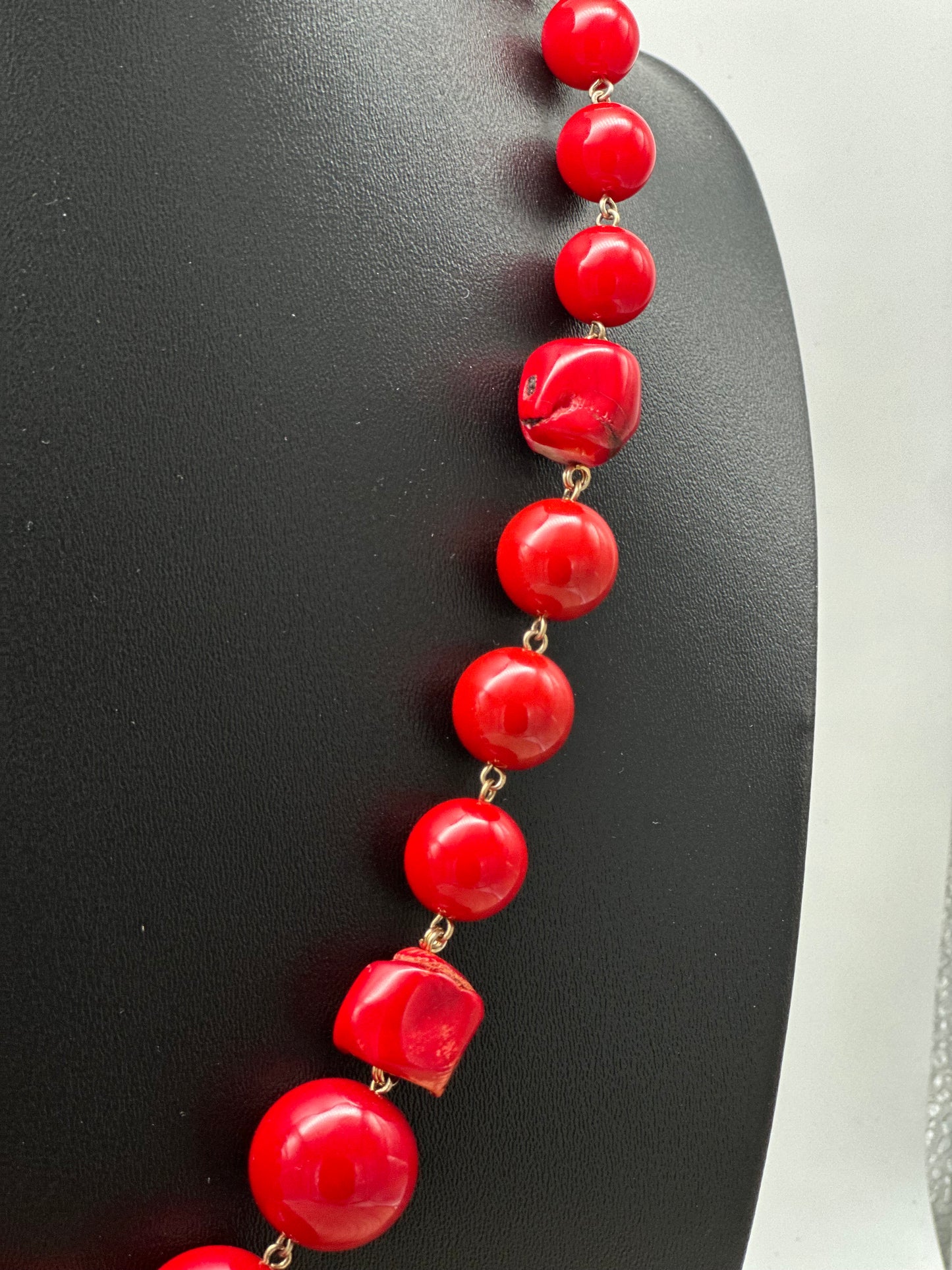 Collier perles fantaisies rouges - Francine BRAMLI