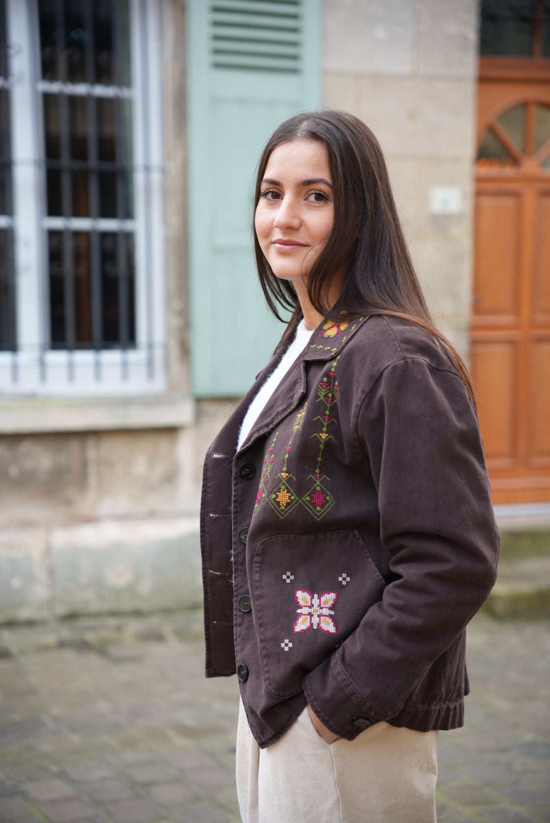 Veste motifs brodés