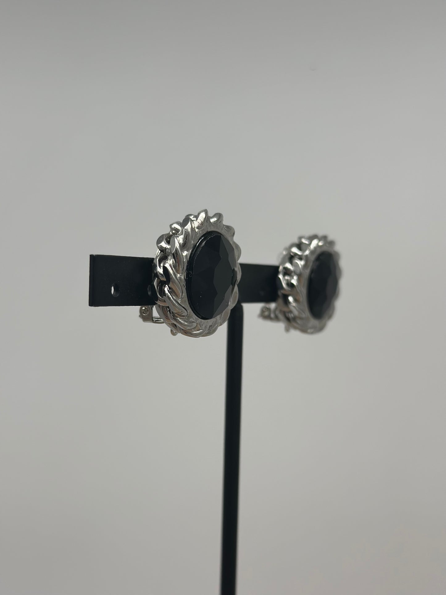 BOUCLES D'OREILLES CABOUCLES D'OREILLESCHONS - Francine BRAMLI