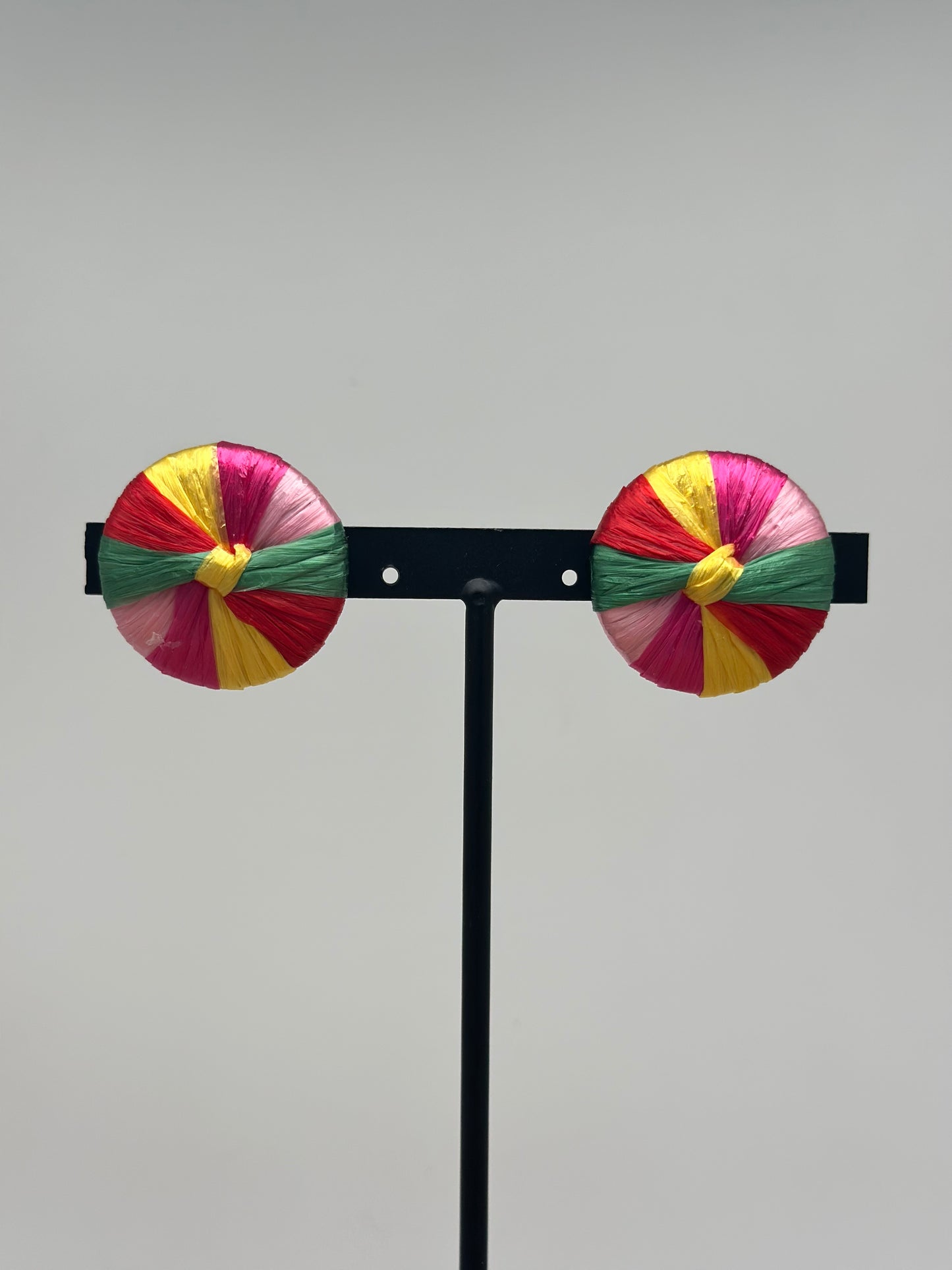 Boucles d’oreilles raphia - Francine BRAMLI