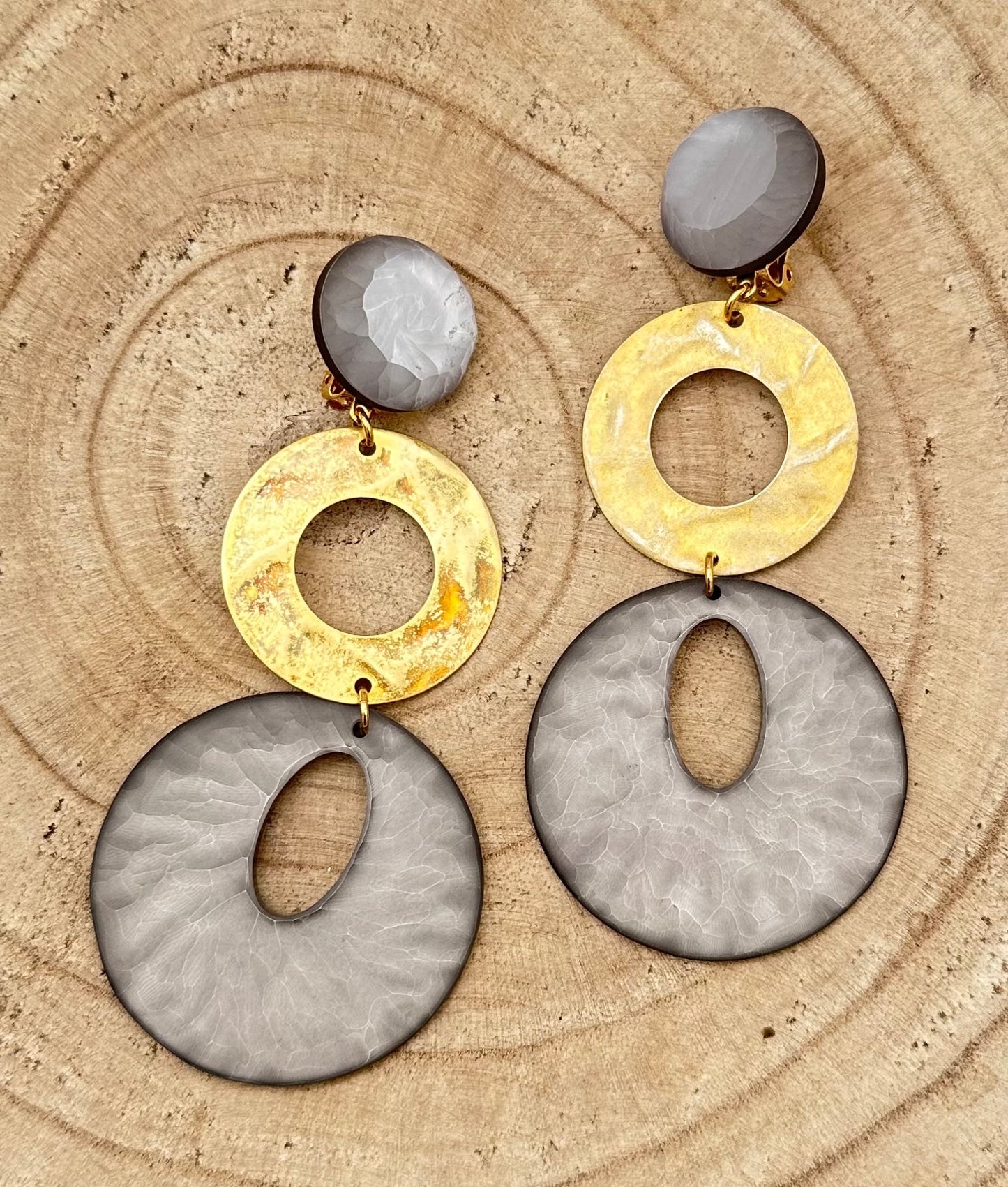 BOUCLES D'OREILLES DORÉE - Francine BRAMLI