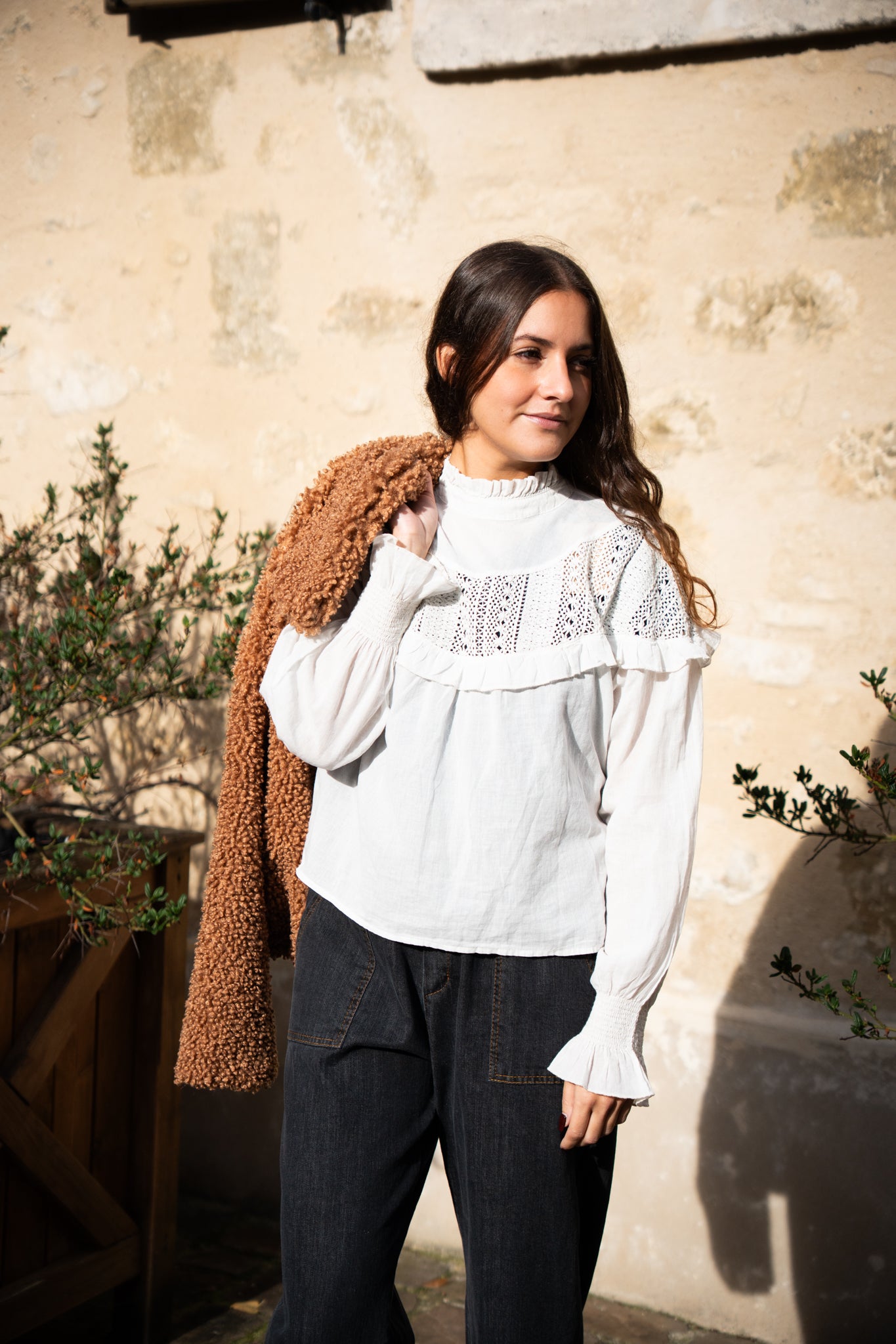 Chemisier volant dentelle