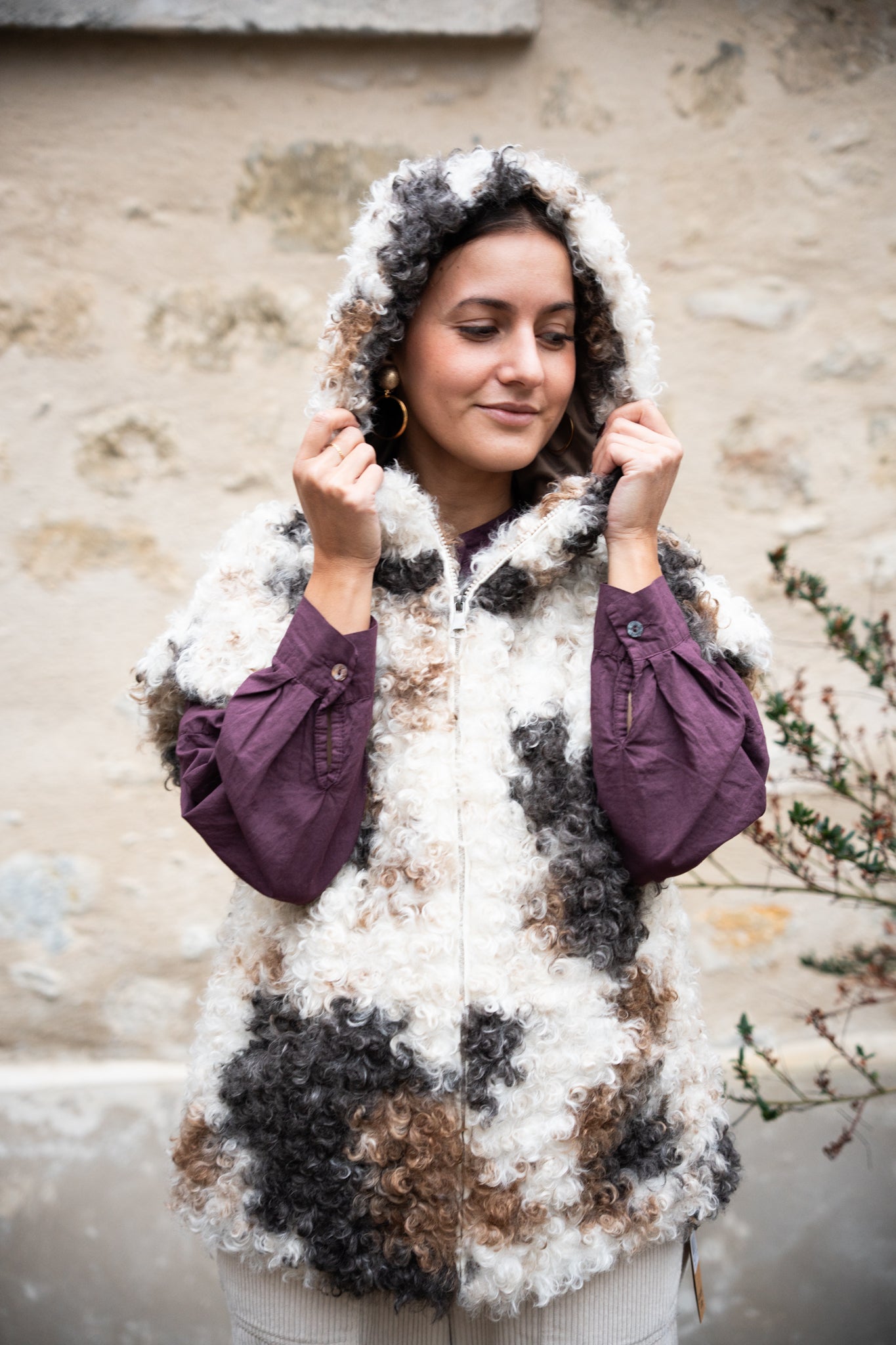 Veste sans manche à capuche