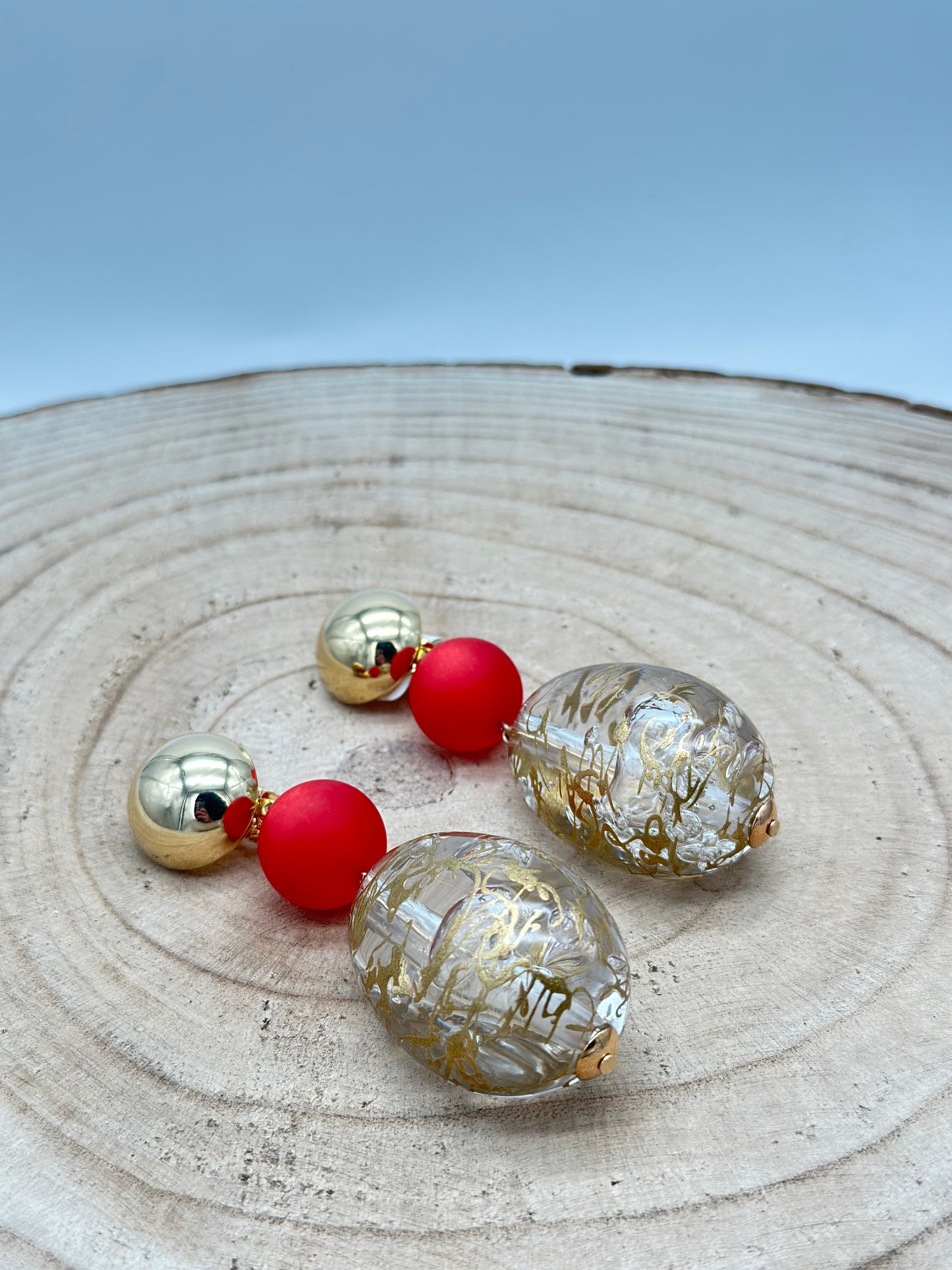 Boucles d’oreilles goutte et perle fantaisie rouge- Francine BRAMLI