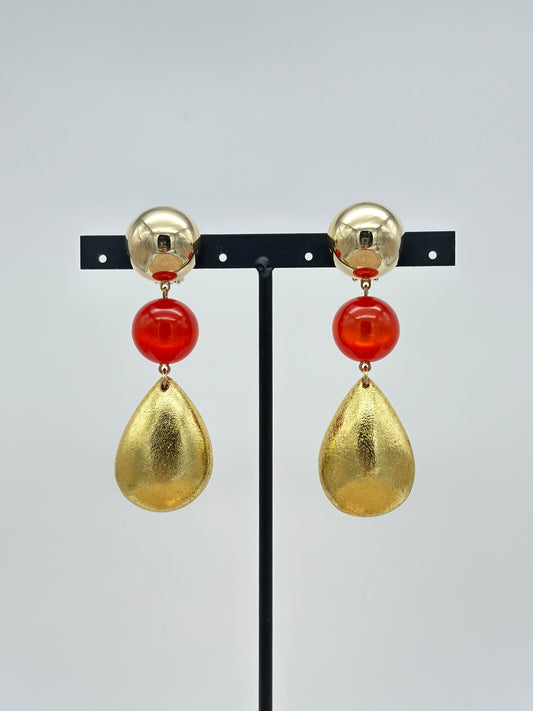 Boucles d’oreilles perle rouge et goutte dorée - Francine BRAMLI