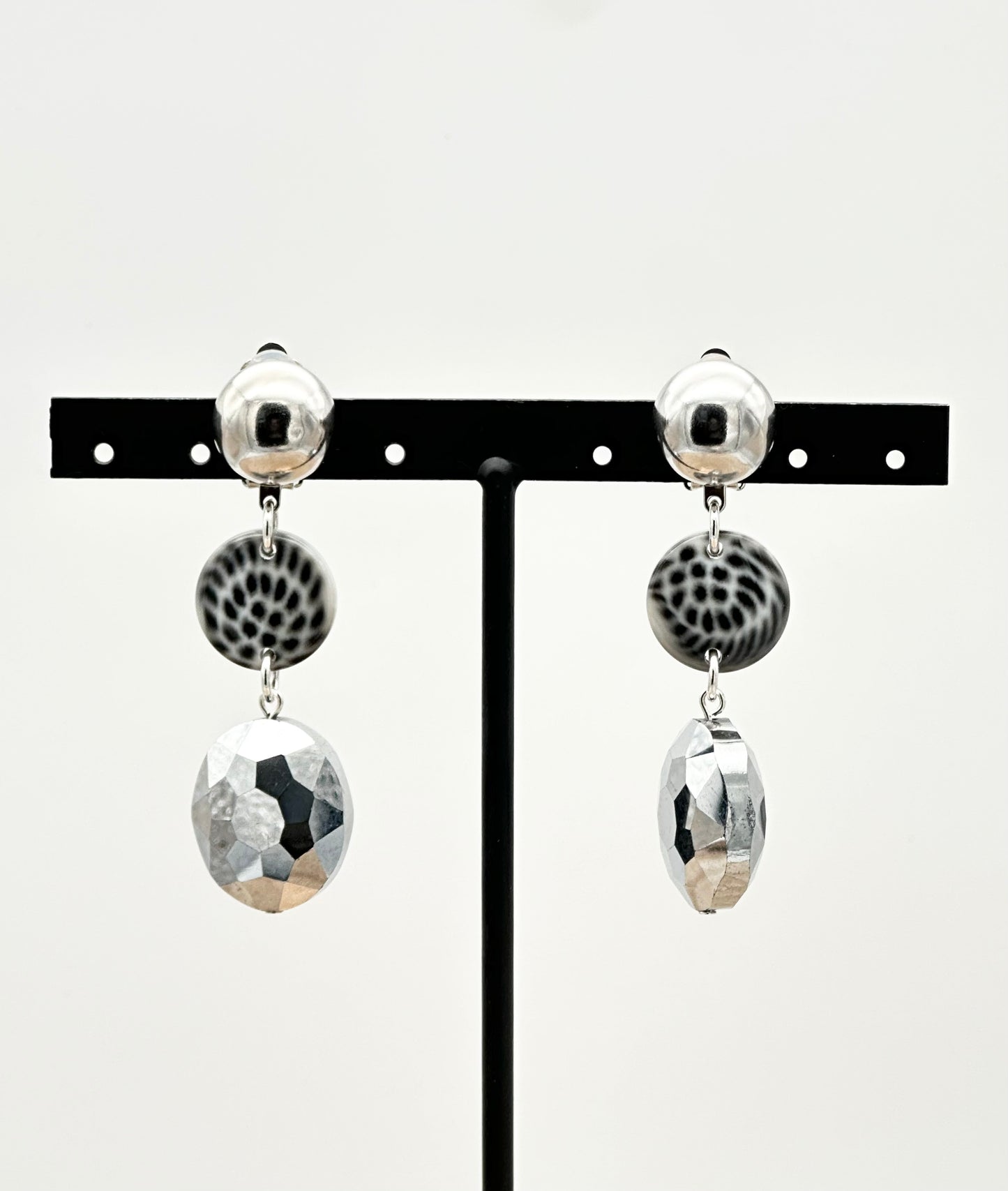 BOUCLES D’OREILLES ÉLÉMENTS SCINTILLANTS - Francine BRAMLI